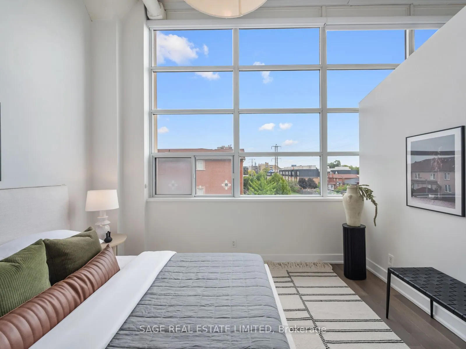 1001 Roselawn Avenue, #231
