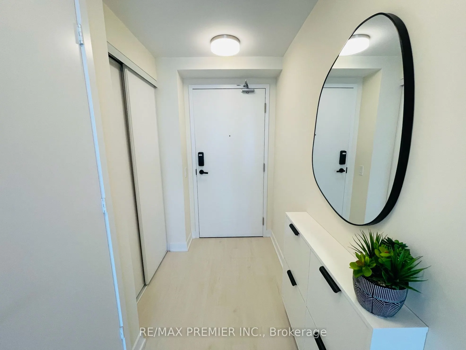 3900 Confederation Parkway, #3407