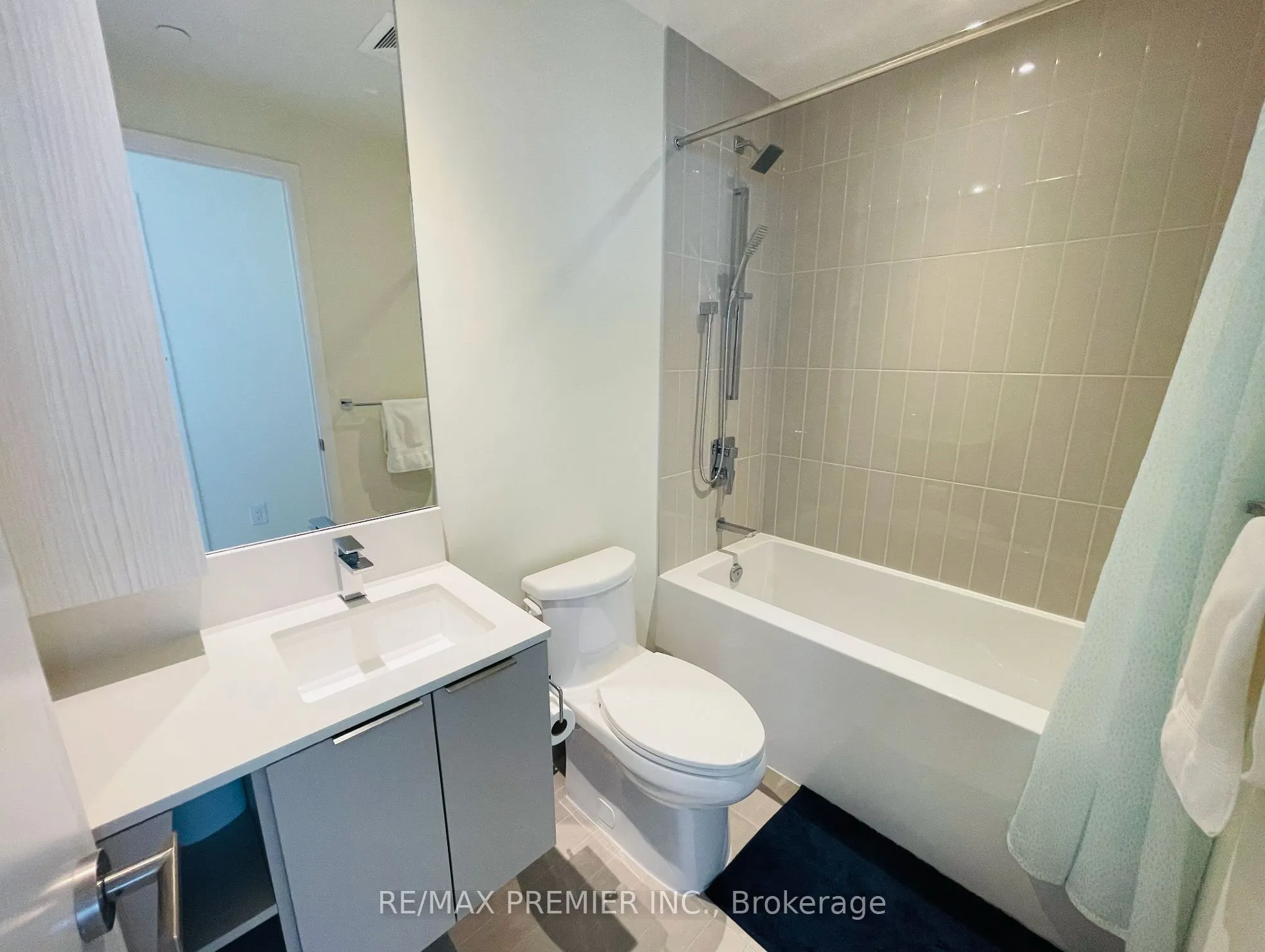 3900 Confederation Parkway, #3407