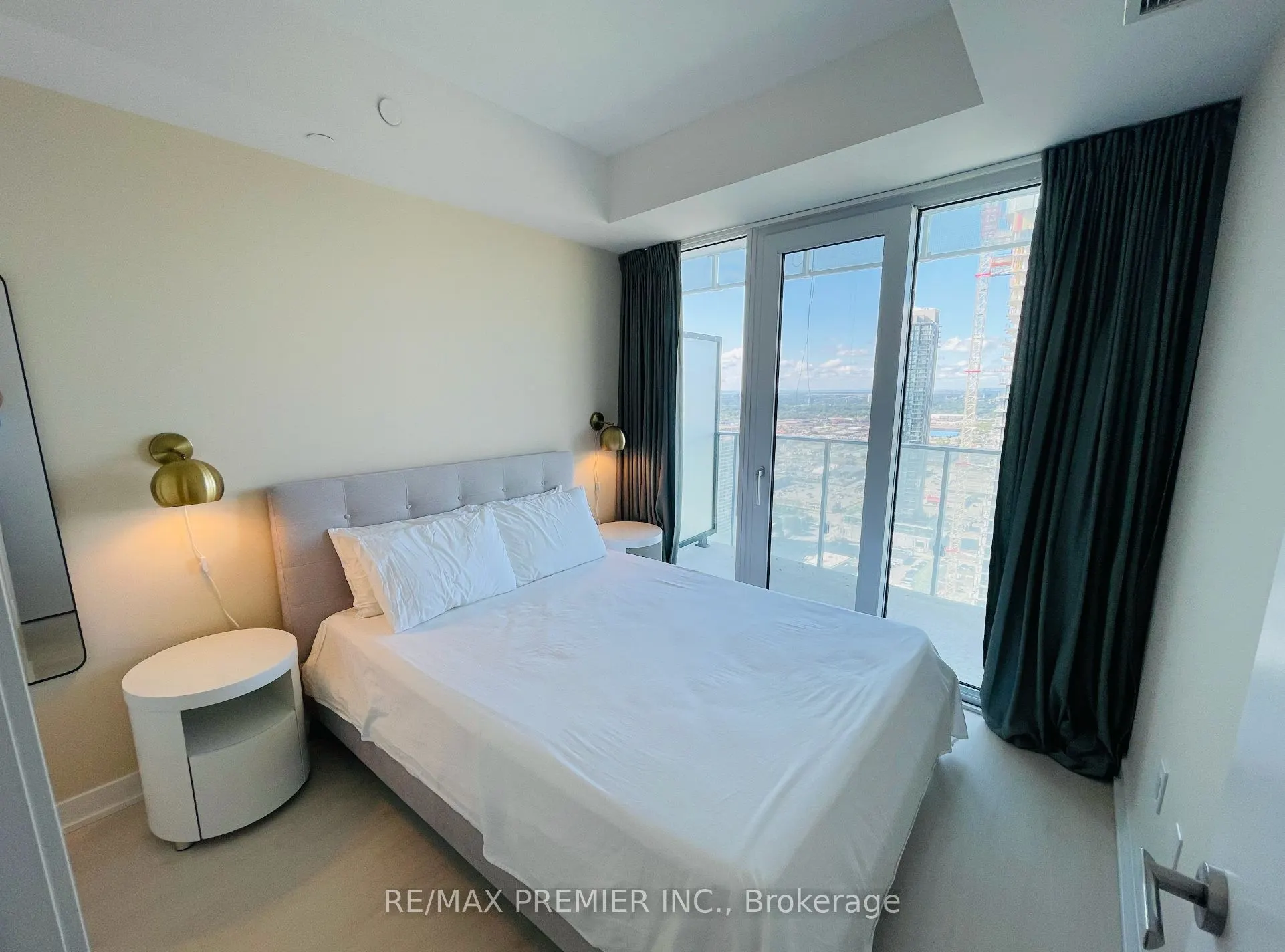 3900 Confederation Parkway, #3407