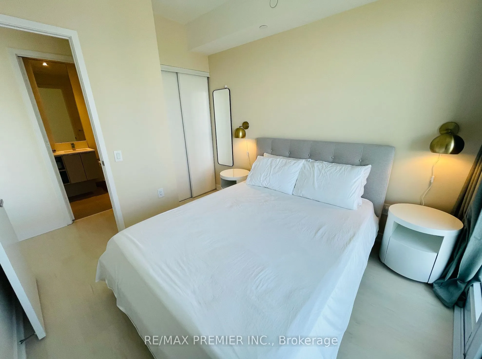3900 Confederation Parkway, #3407
