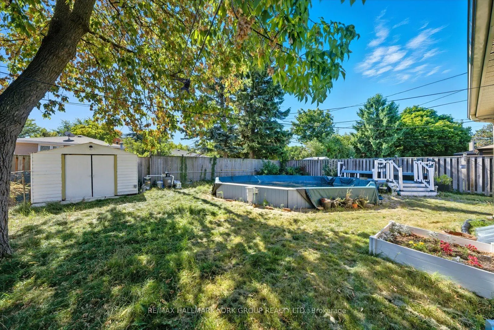 27 Bromley Crescent