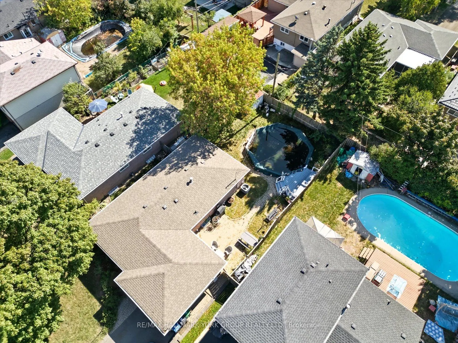 27 Bromley Crescent