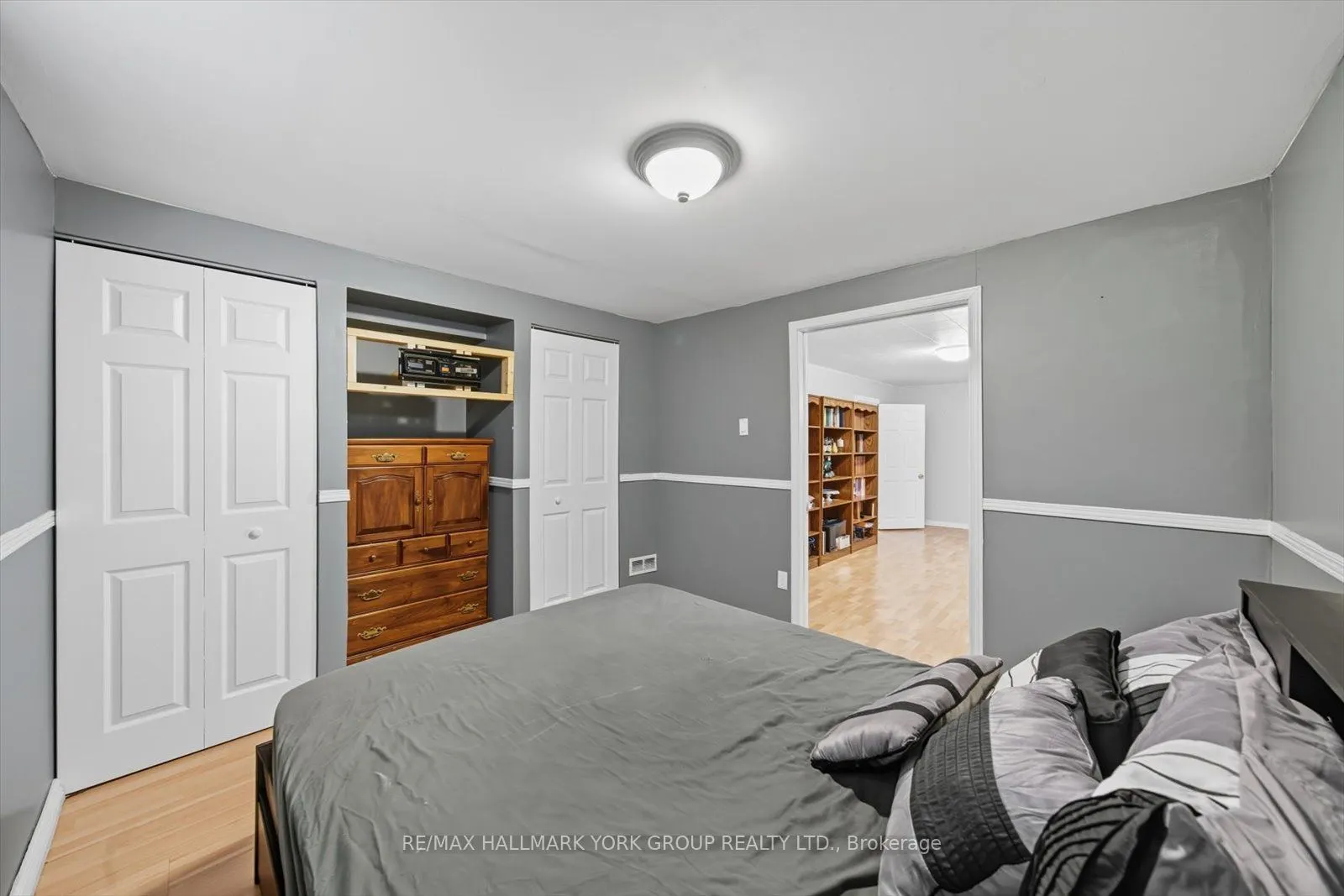 27 Bromley Crescent