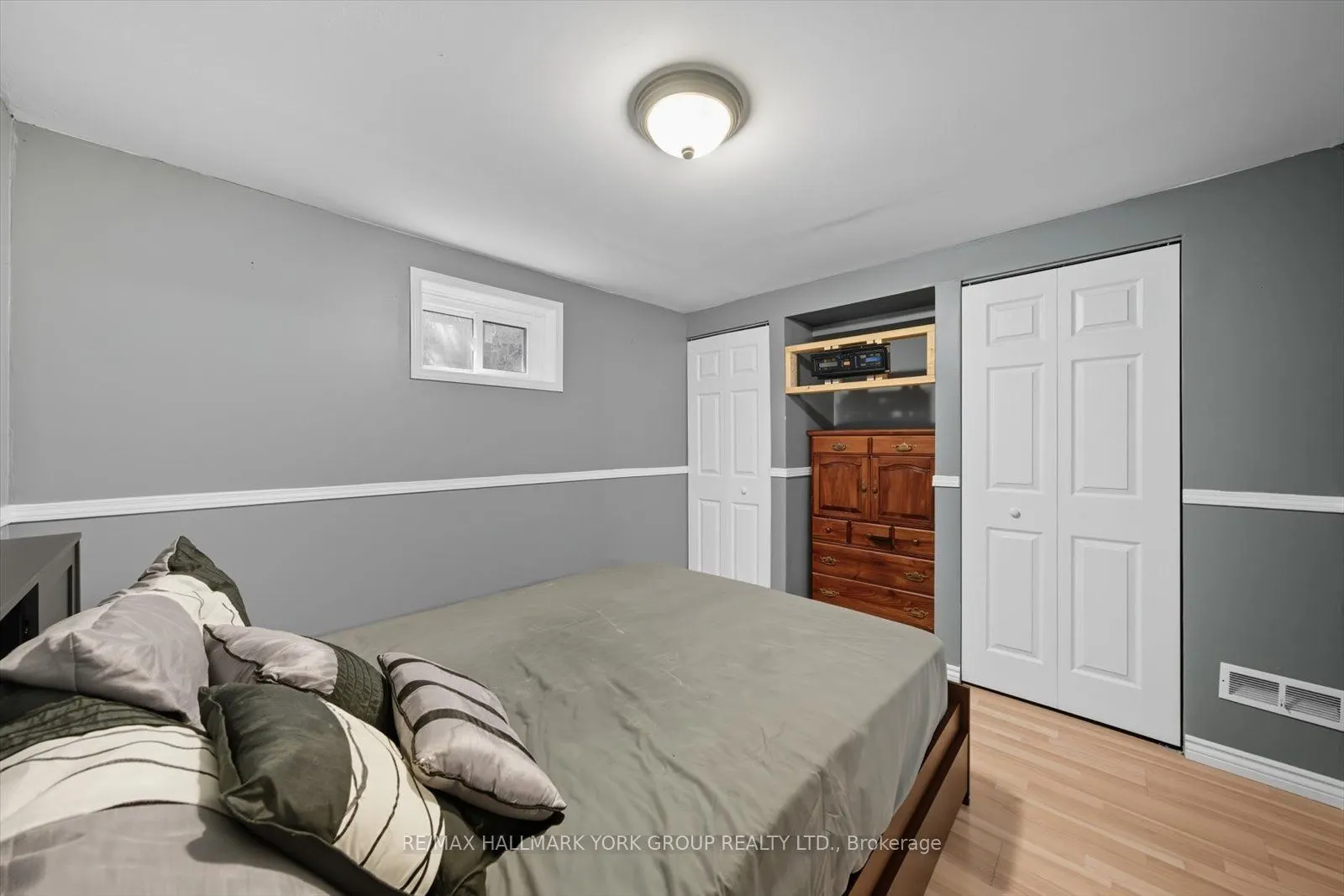 27 Bromley Crescent