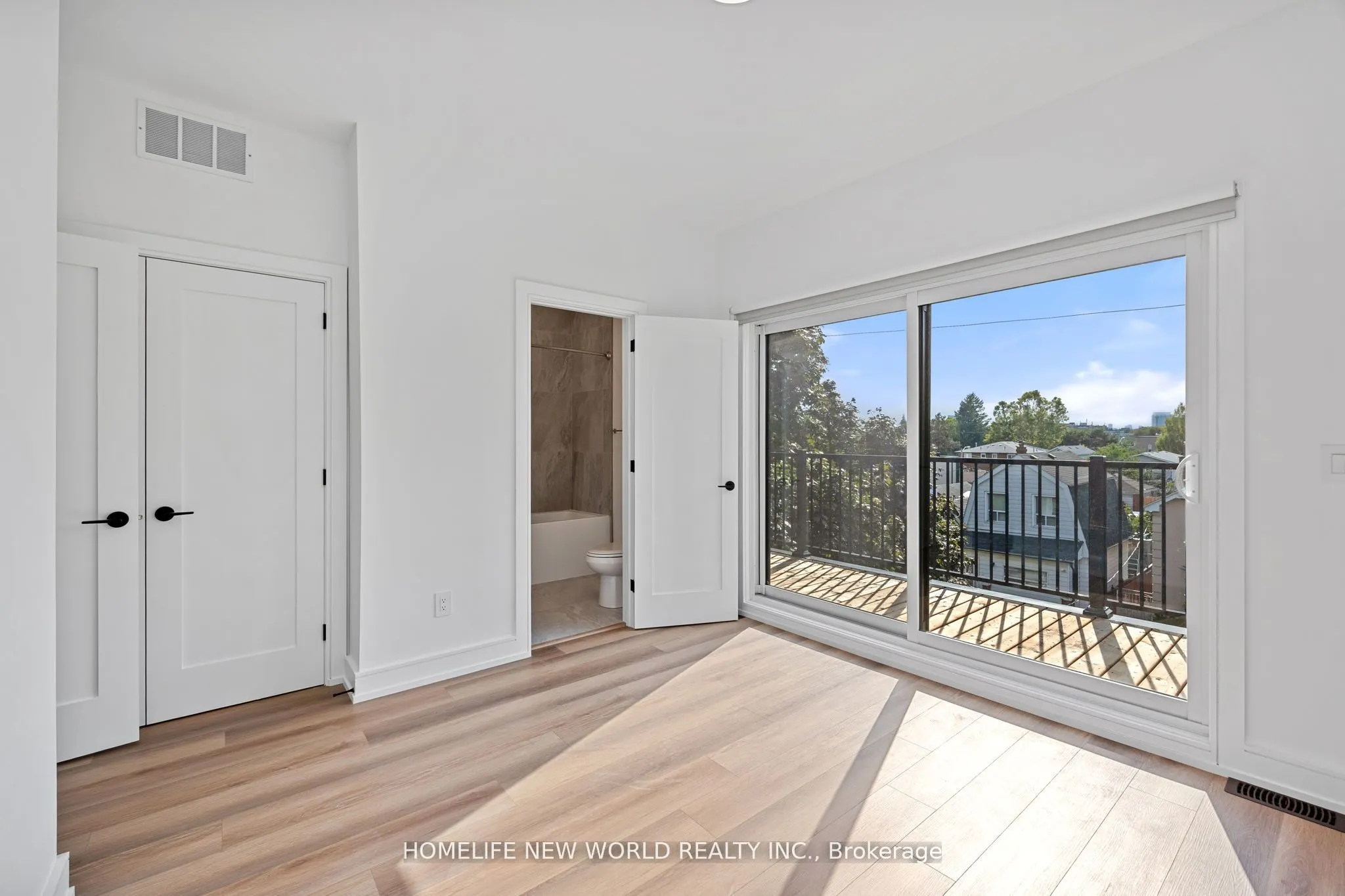 3 - 43 Batavia Avenue, #Lease