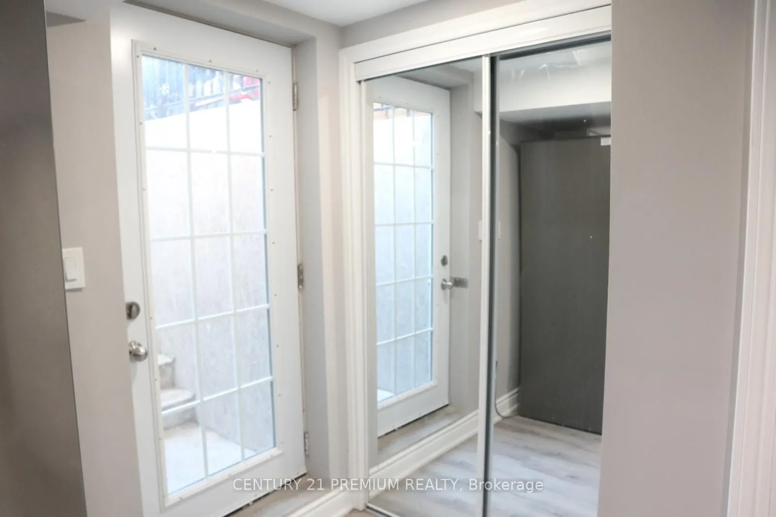 25 Sewells Lane, #Lower