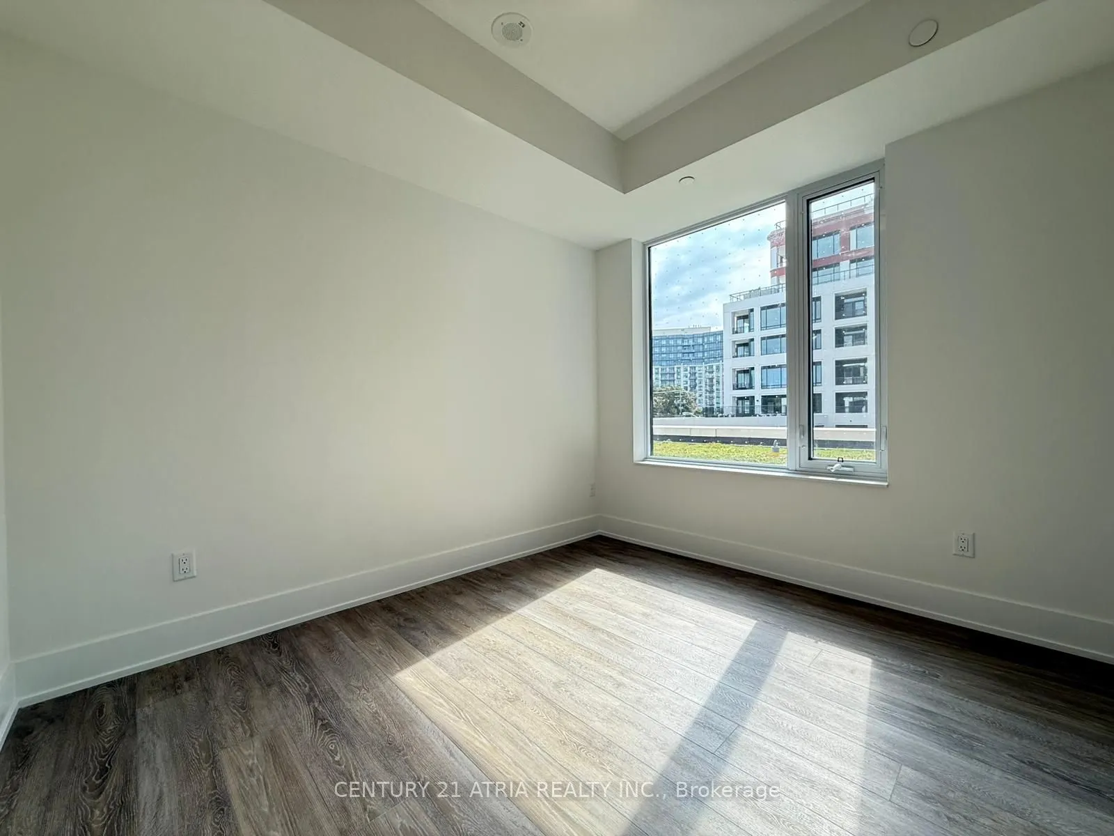 259 THE KINGSWAY, #224