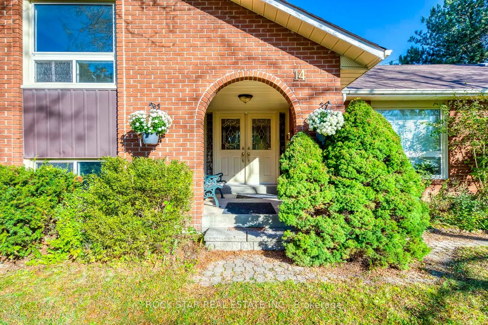 14 Cairnmore Court