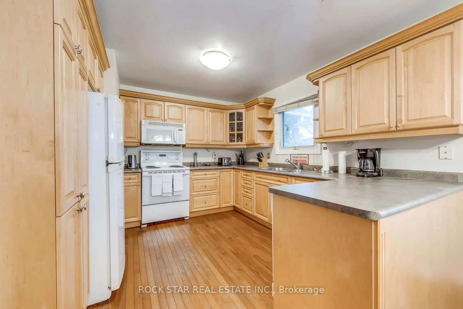 14 Cairnmore Court