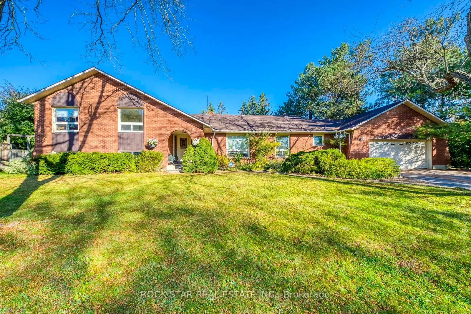 14 Cairnmore Court