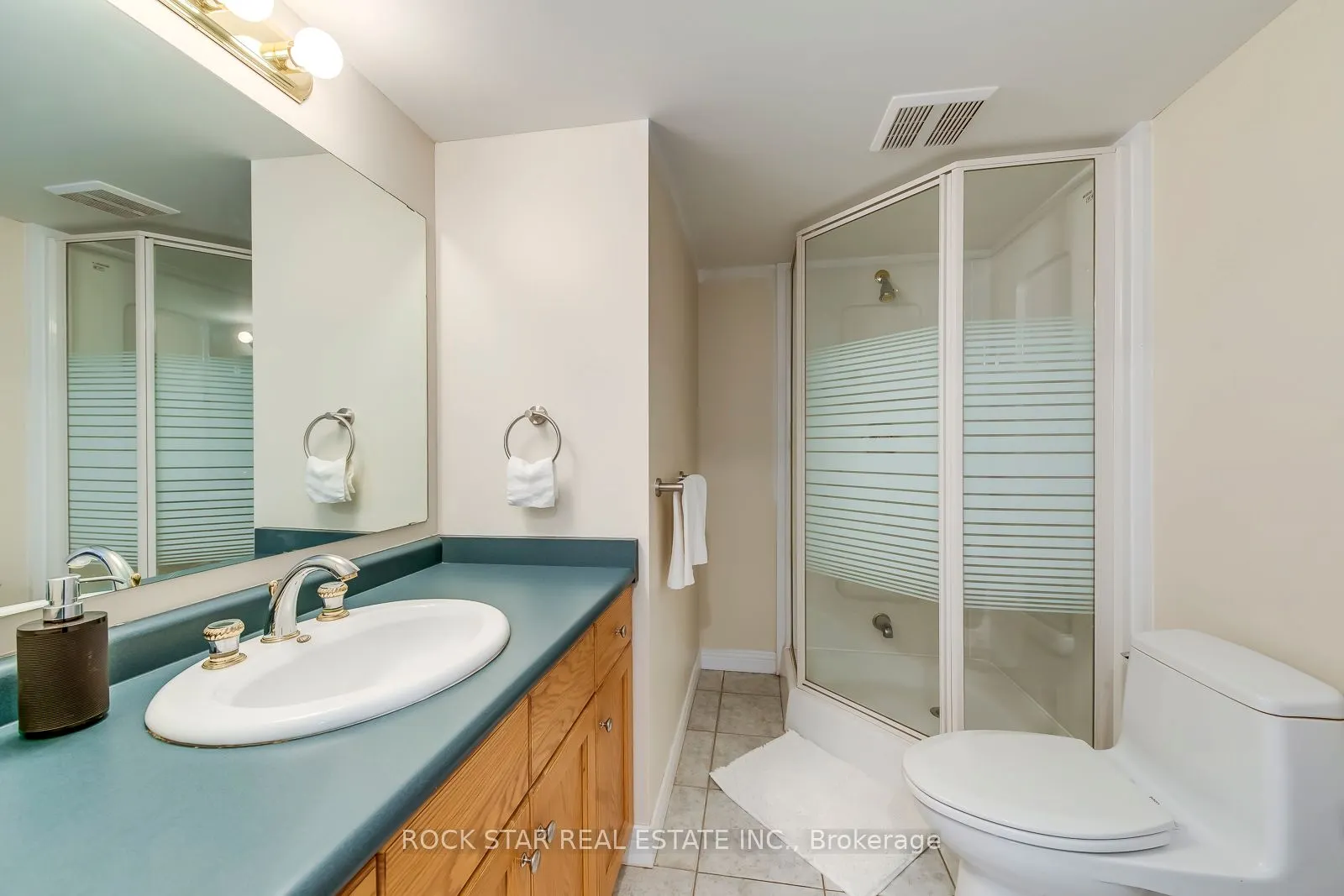 14 Cairnmore Court