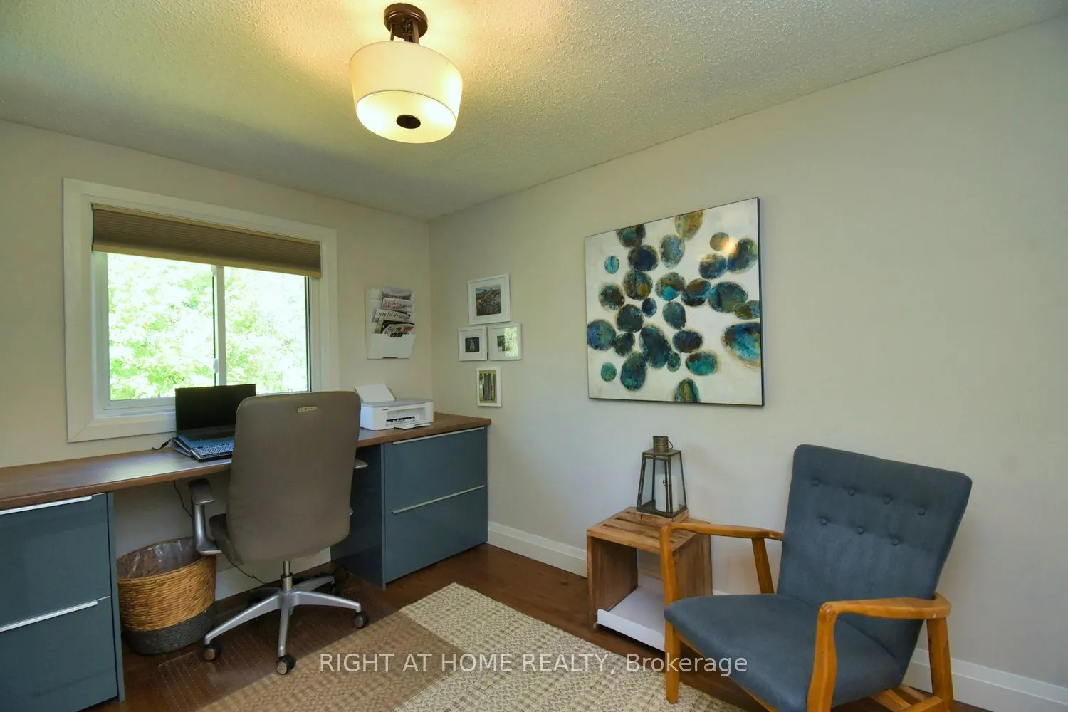 3224 Twin Oaks Crescent