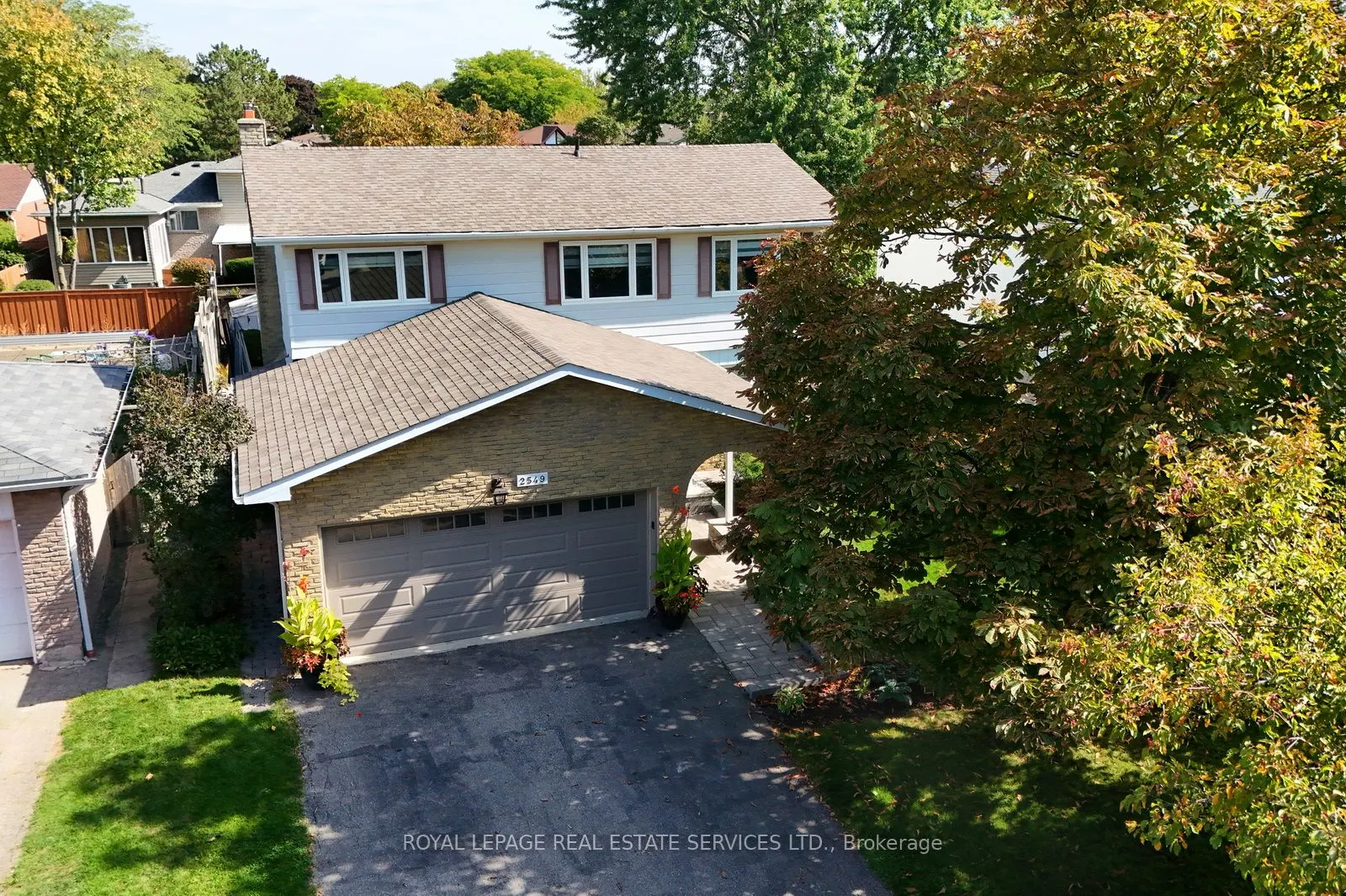 2549 Merrington Crescent