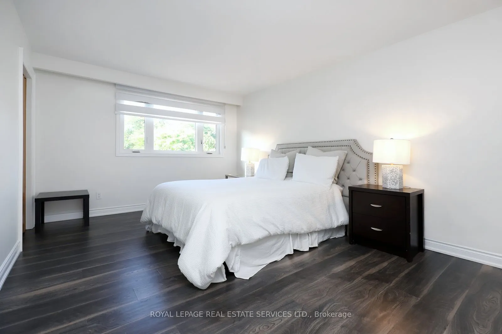 2549 Merrington Crescent