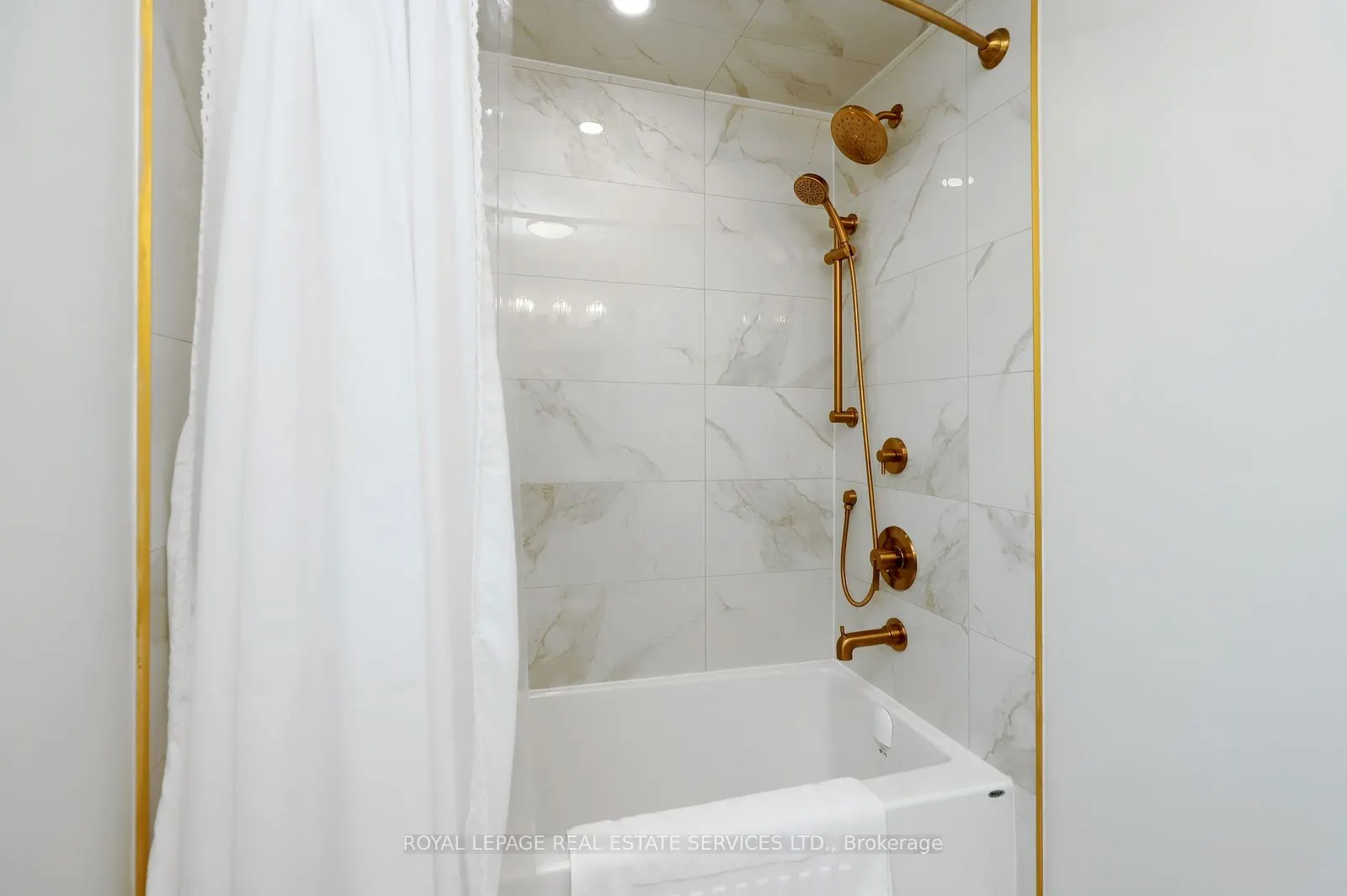 2549 Merrington Crescent