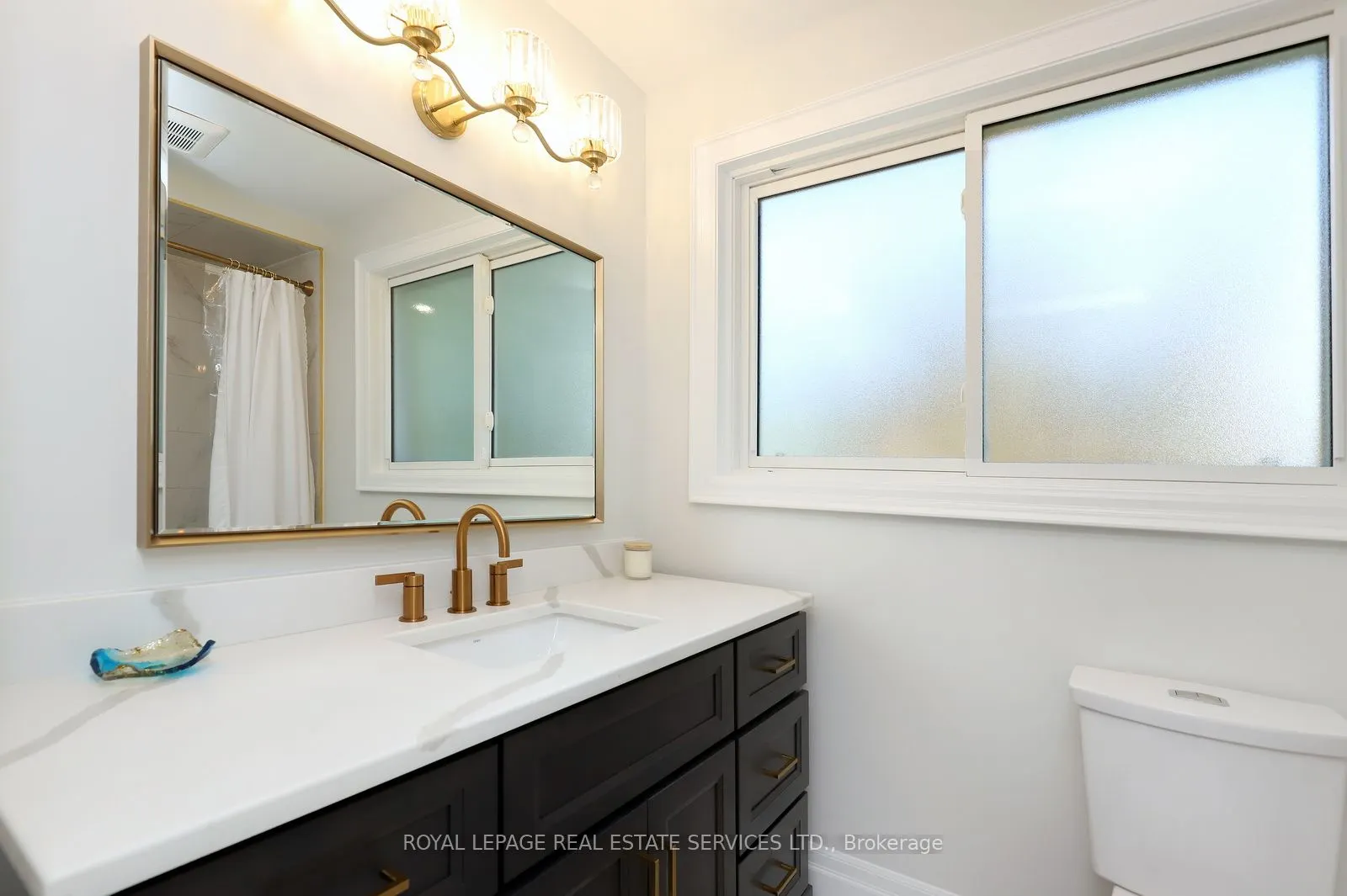 2549 Merrington Crescent