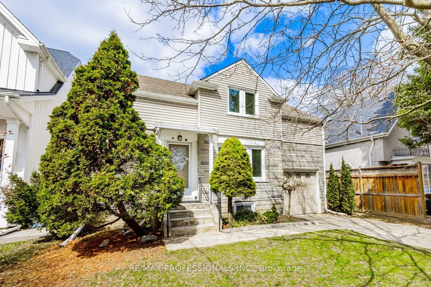 228 The Kingsway