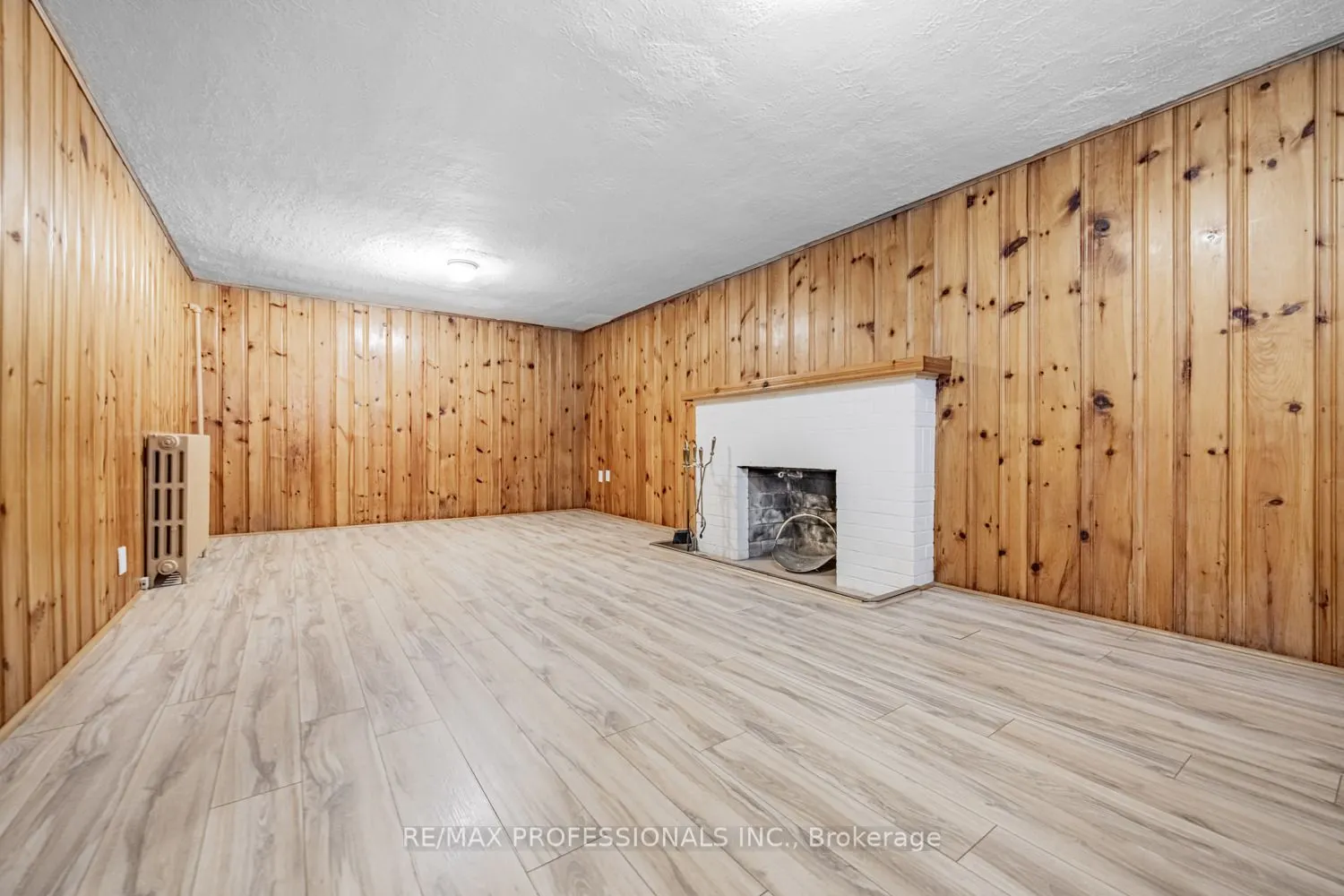 228 The Kingsway