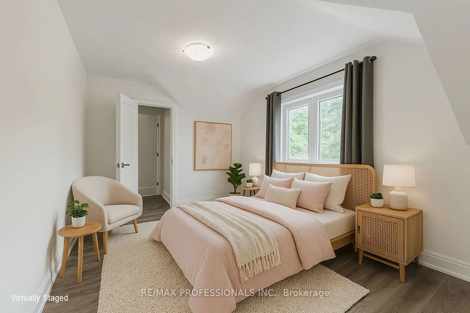 228 The Kingsway