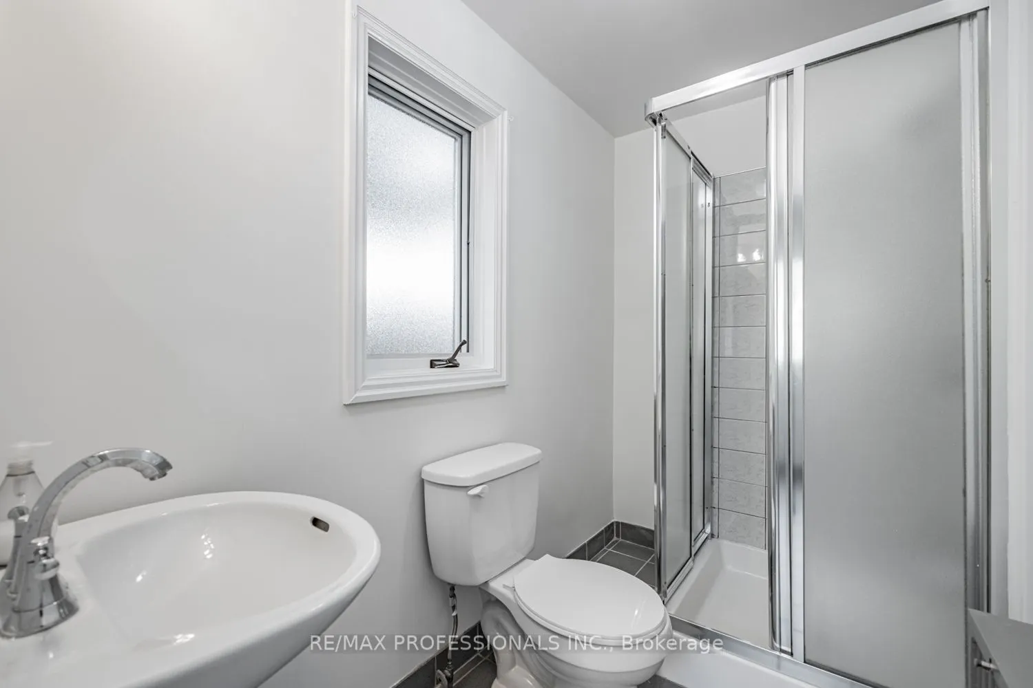228 The Kingsway