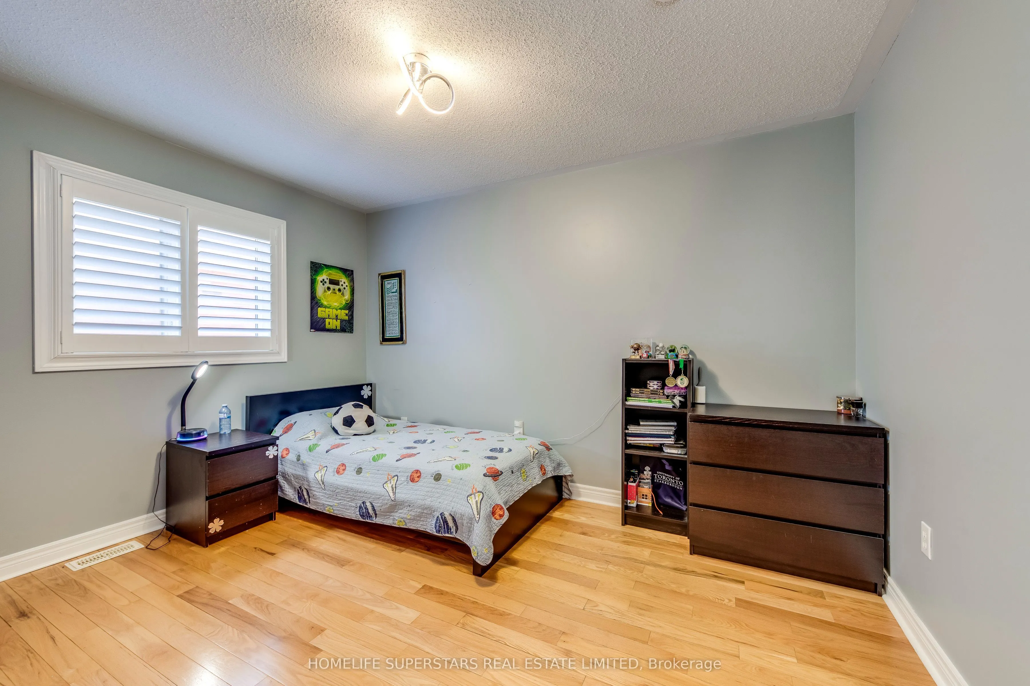 3465 Aquinas Avenue, #( UPPER LEVEL )
