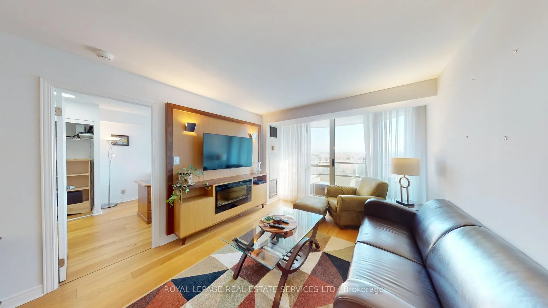 1 Aberfoyle Crescent, #712