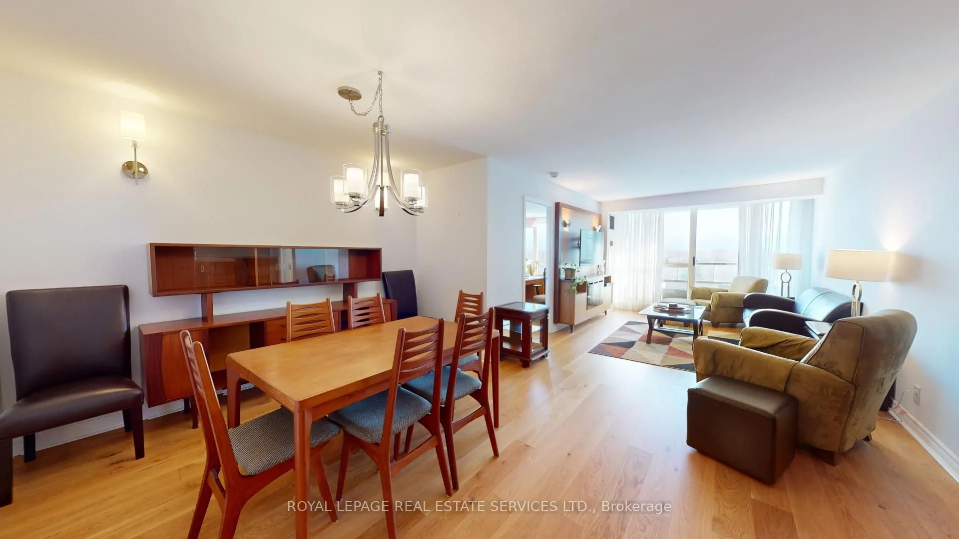 1 Aberfoyle Crescent, #712