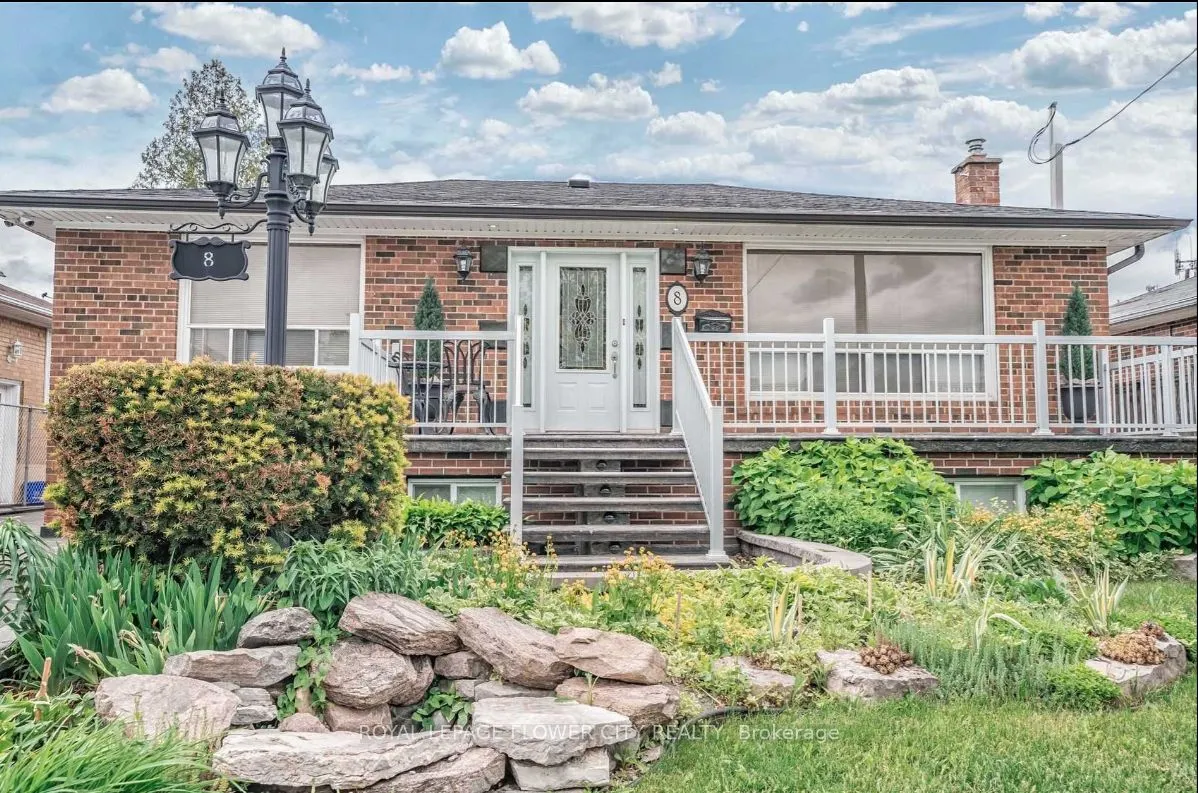 8 Mcculla Avenue, #Upper Level