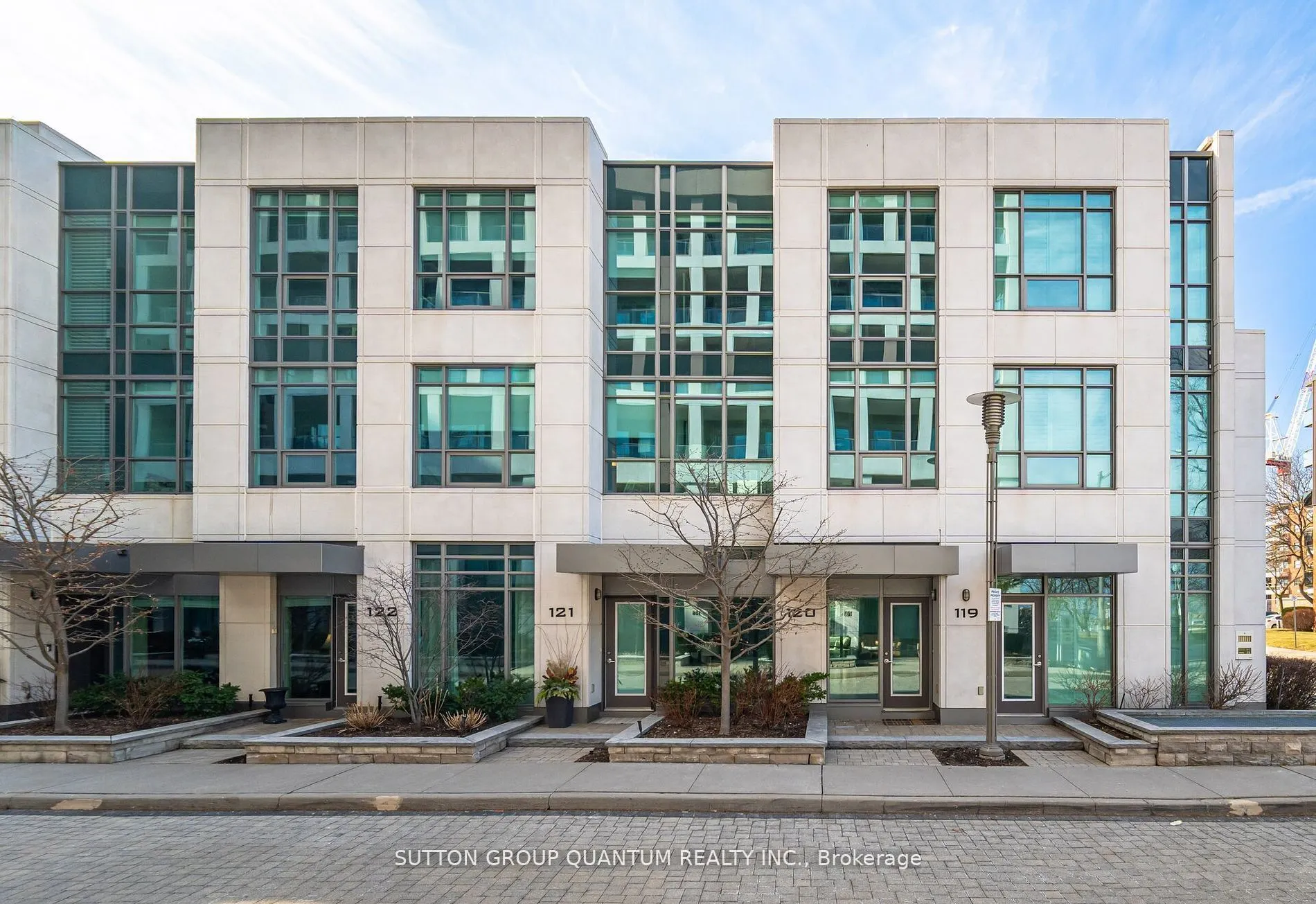 56 Jones Street, #120