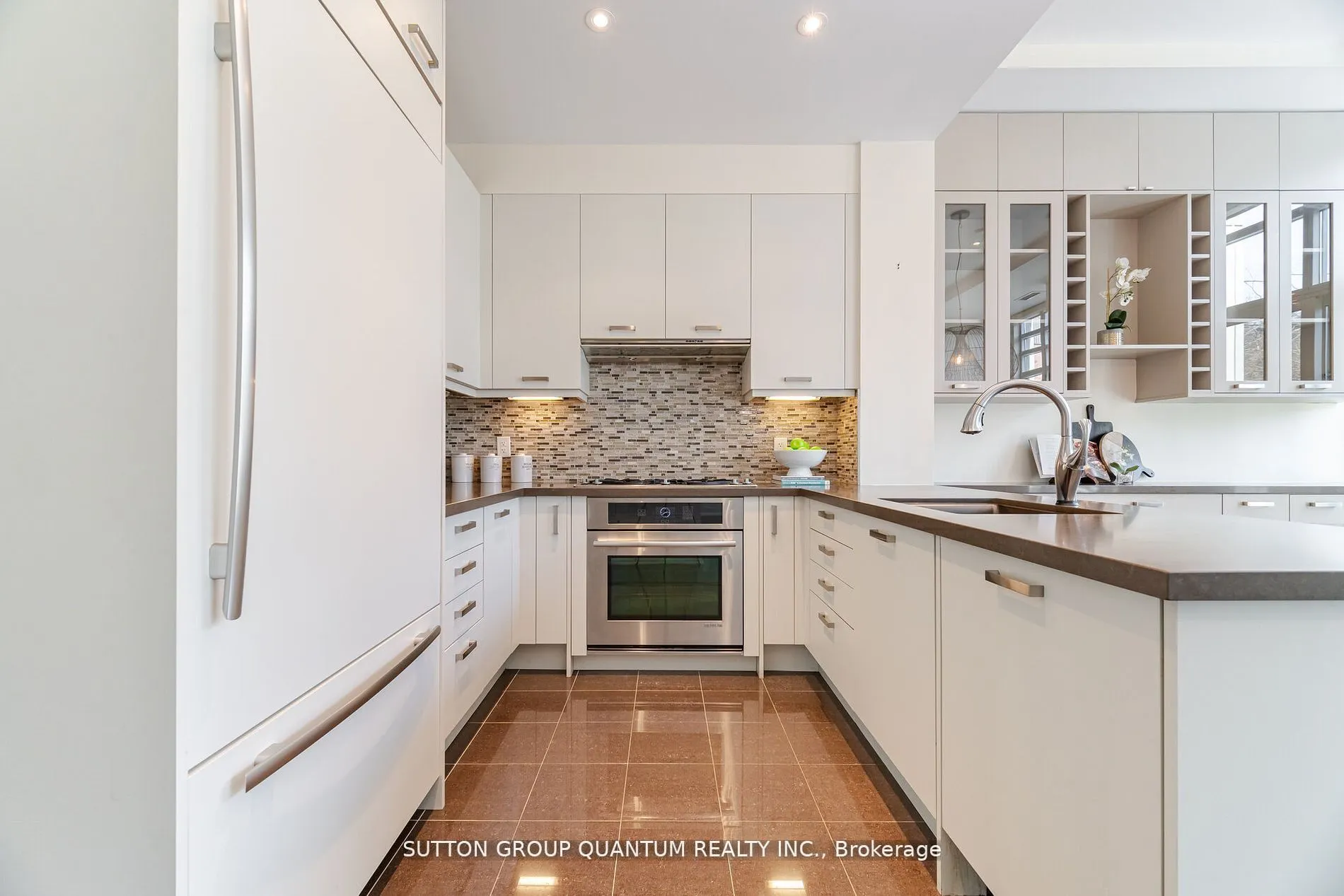 56 Jones Street, #120