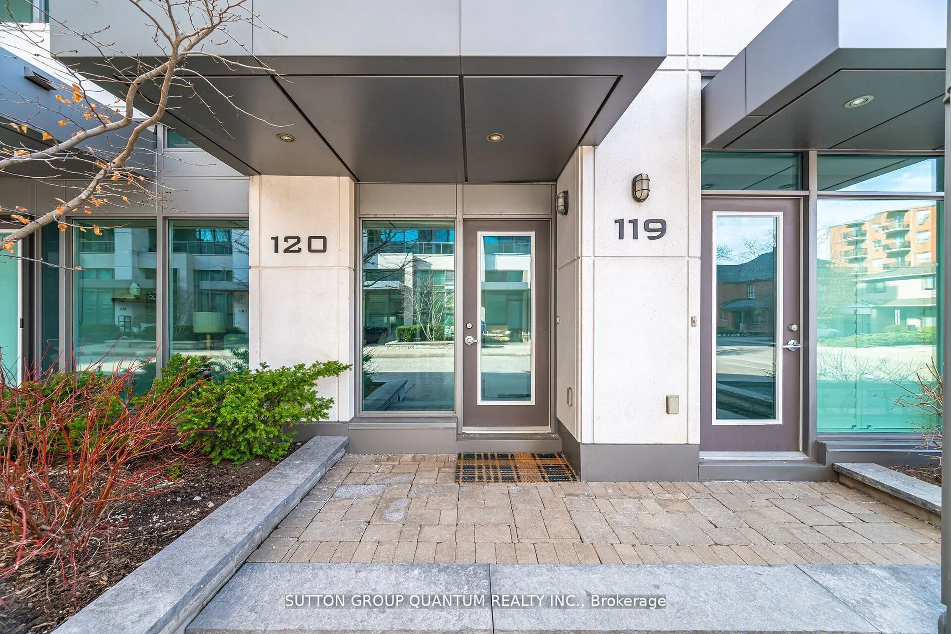 56 Jones Street, #120