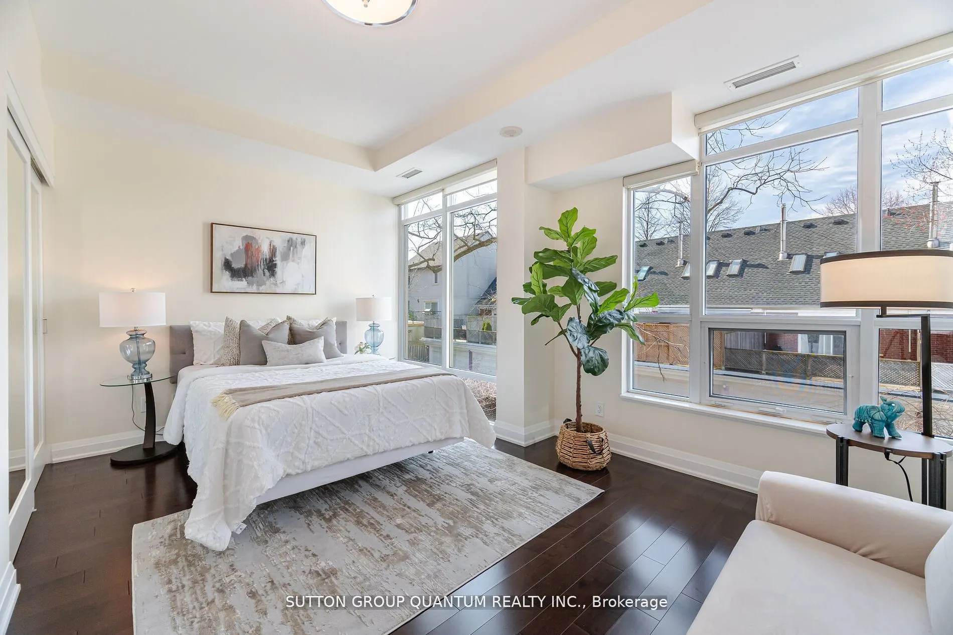 56 Jones Street, #120