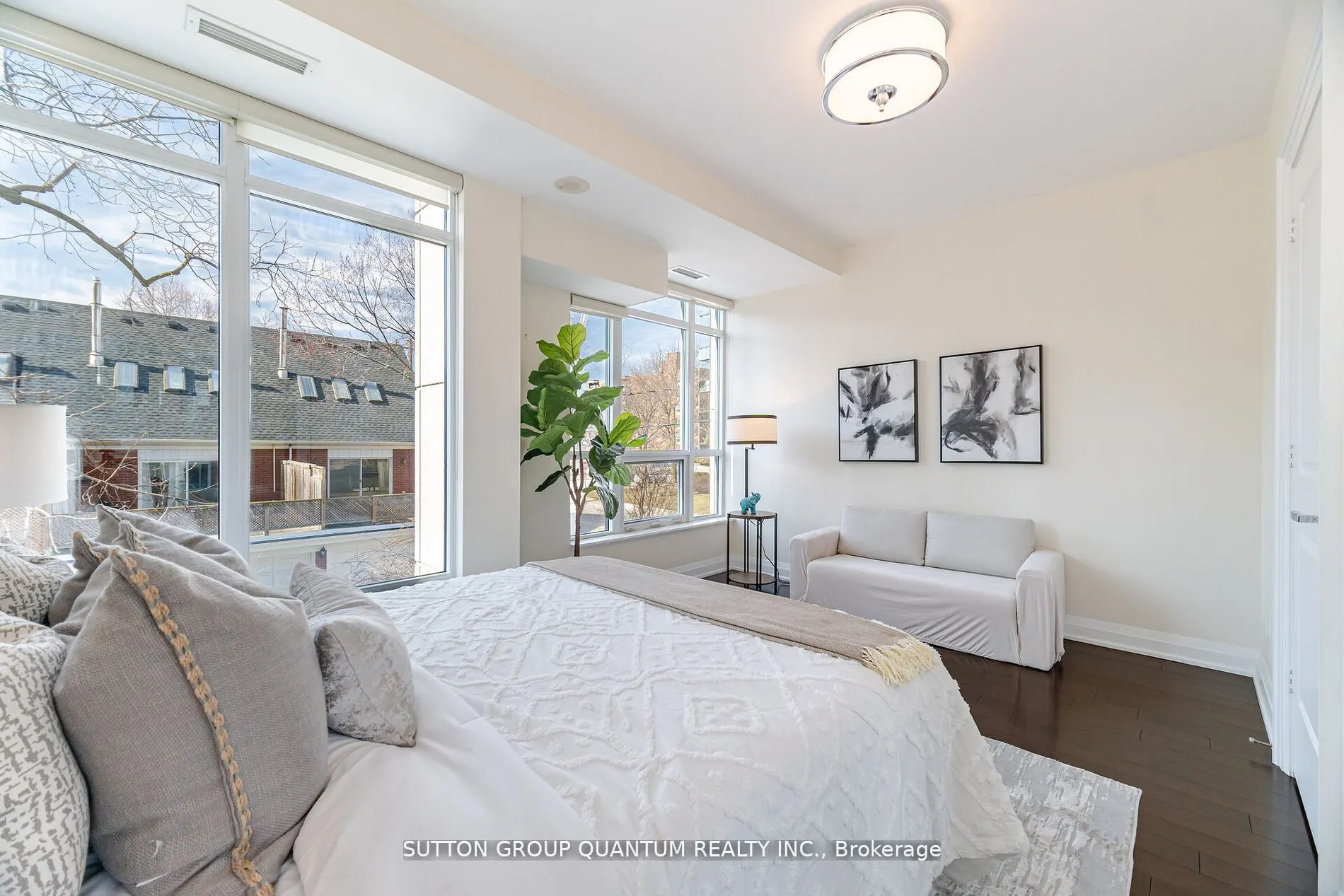 56 Jones Street, #120