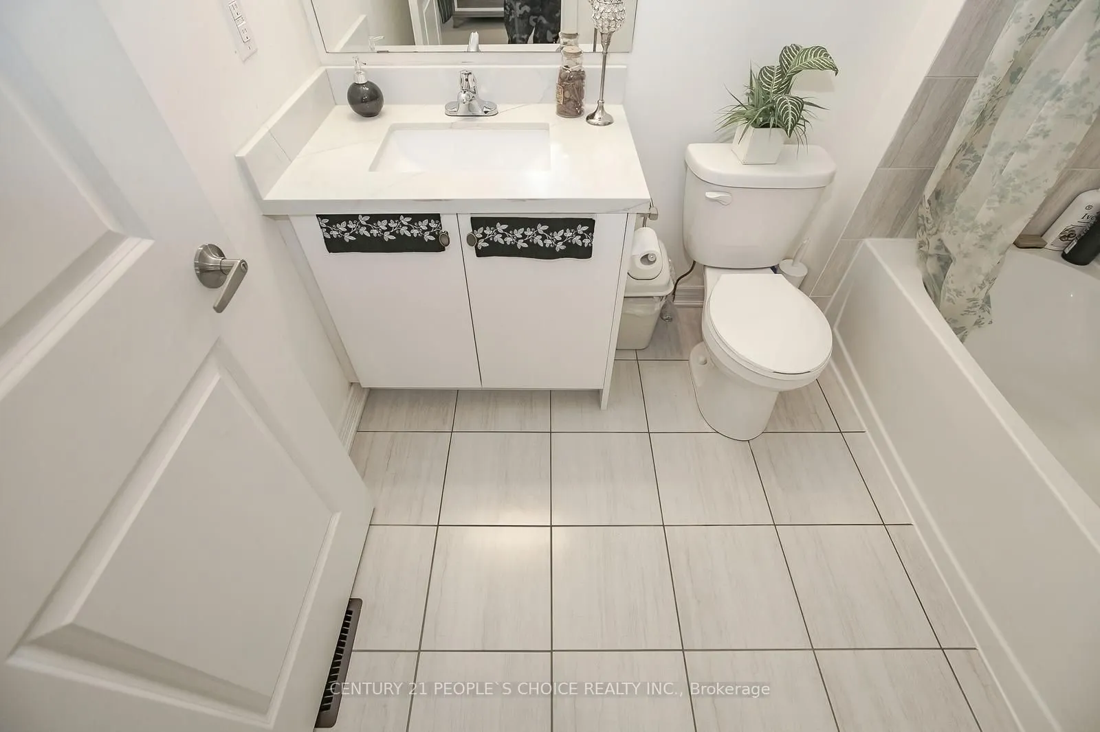 90 Hashmi Place