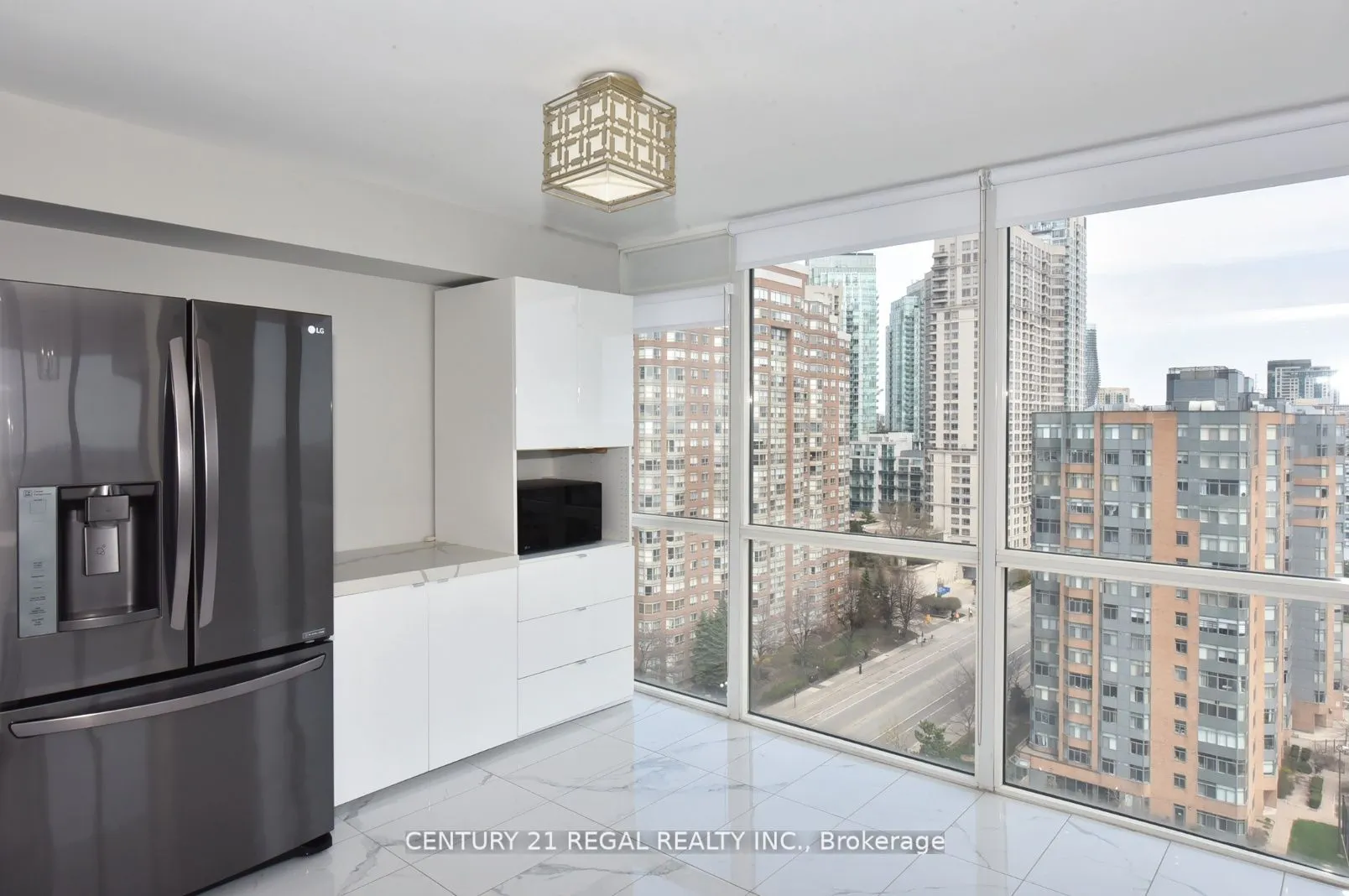 350 Webb Drive, #1612