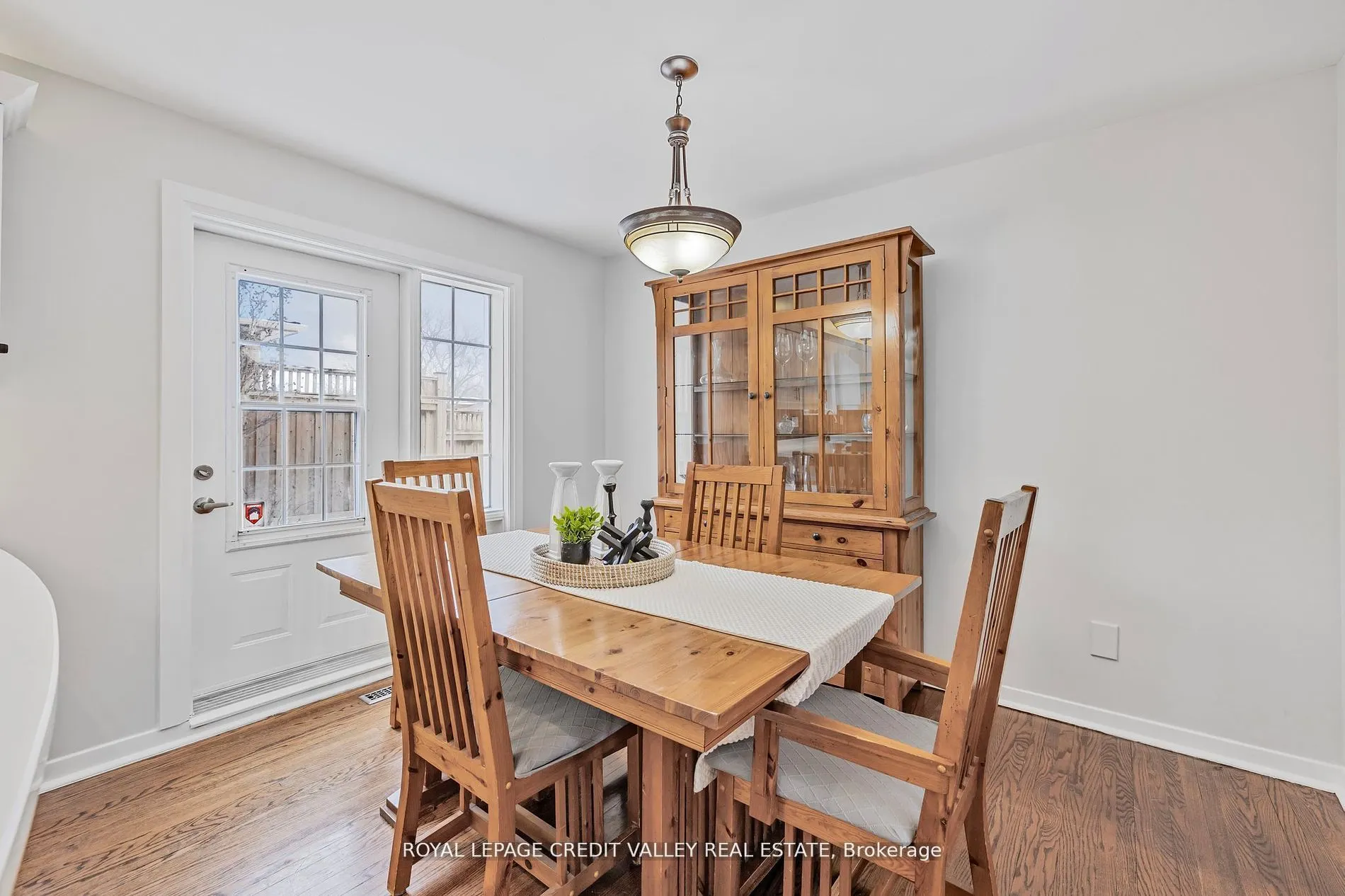 36 Lockton Crescent