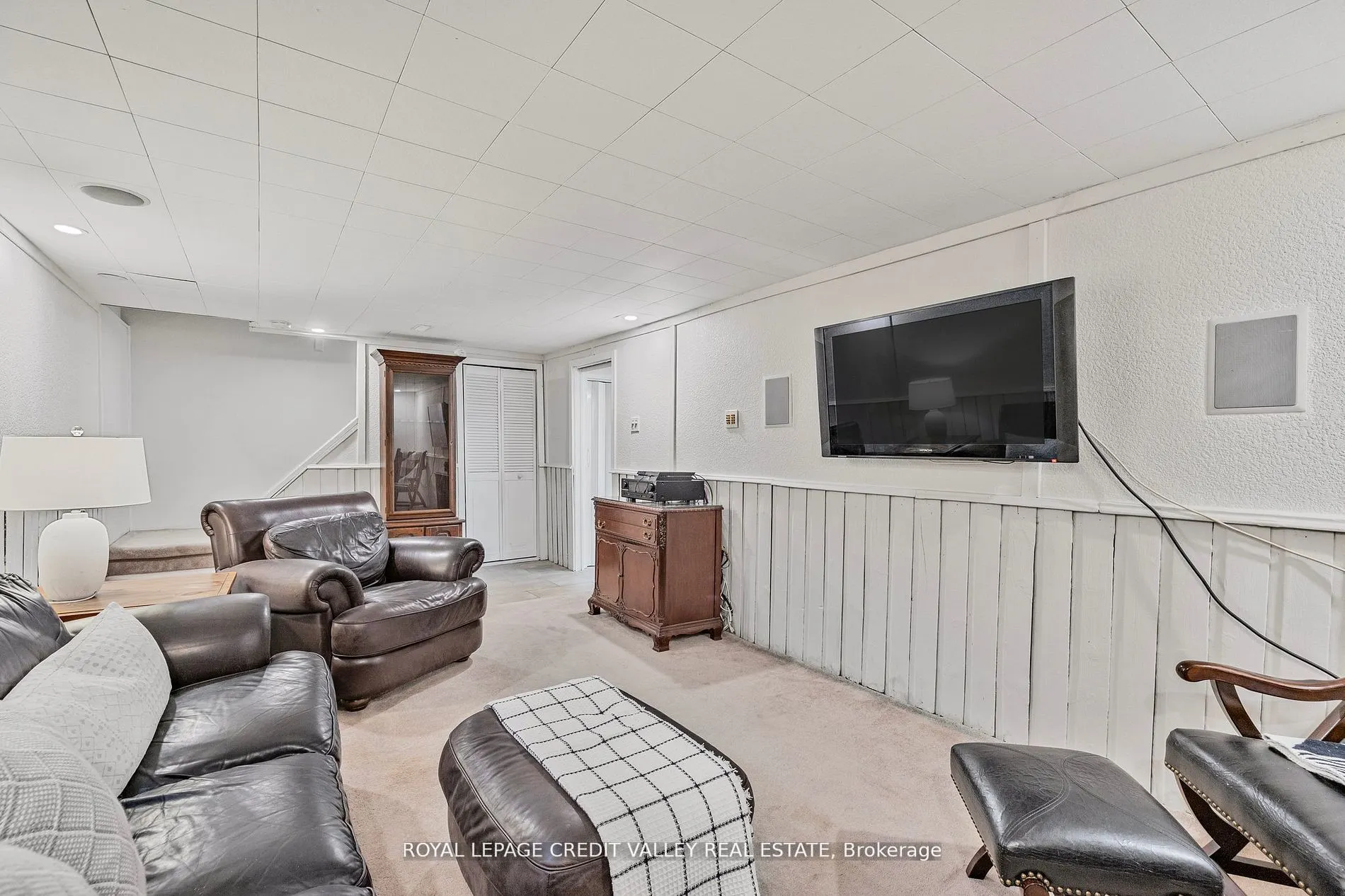 36 Lockton Crescent