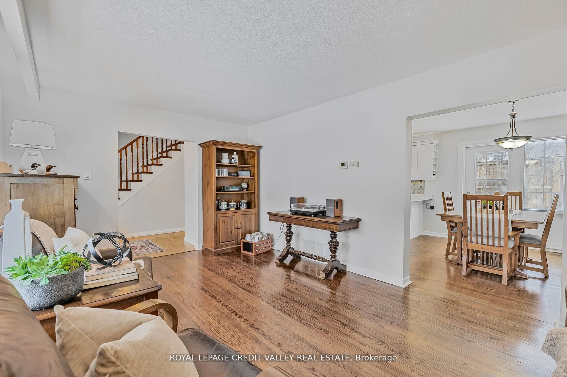 36 Lockton Crescent