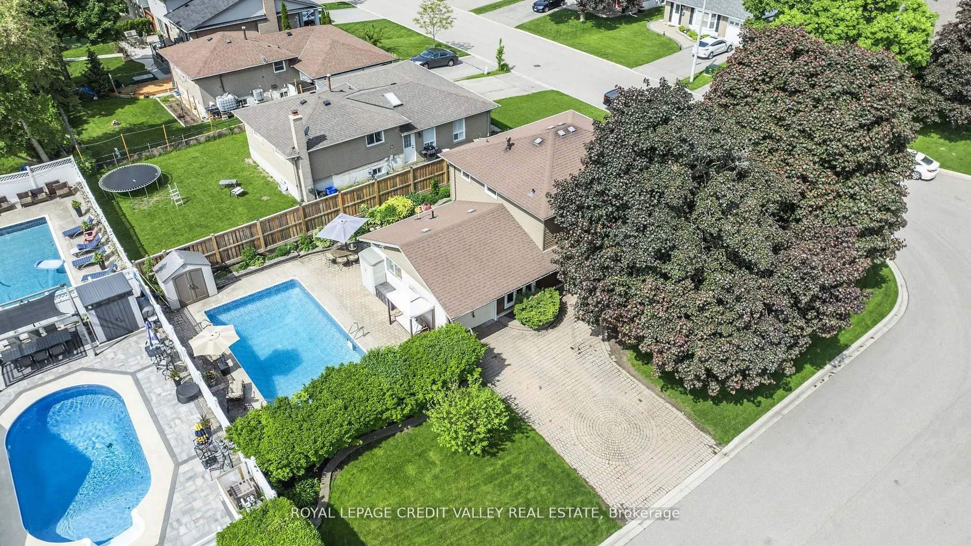 36 Lockton Crescent