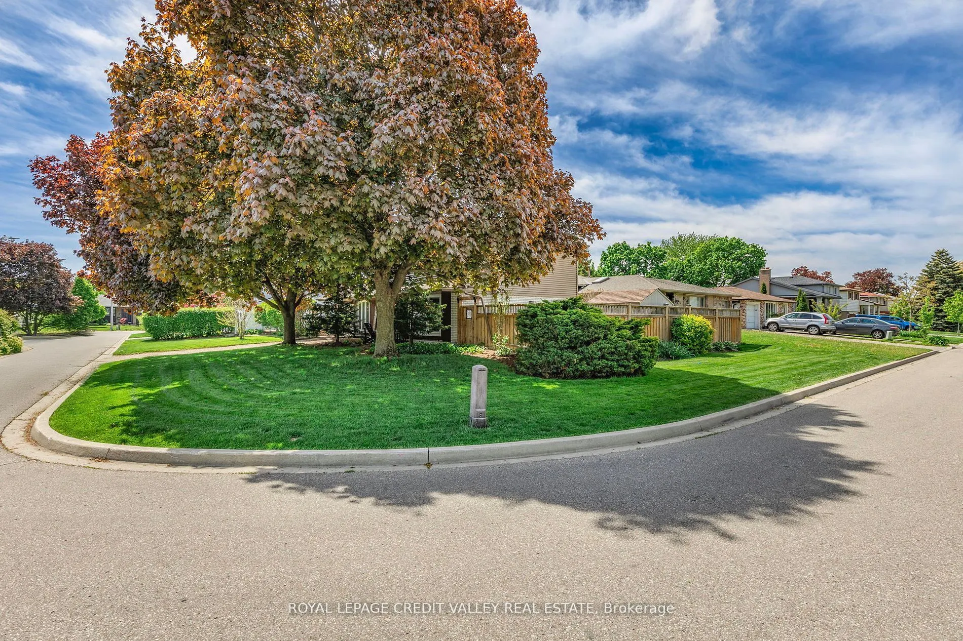 36 Lockton Crescent