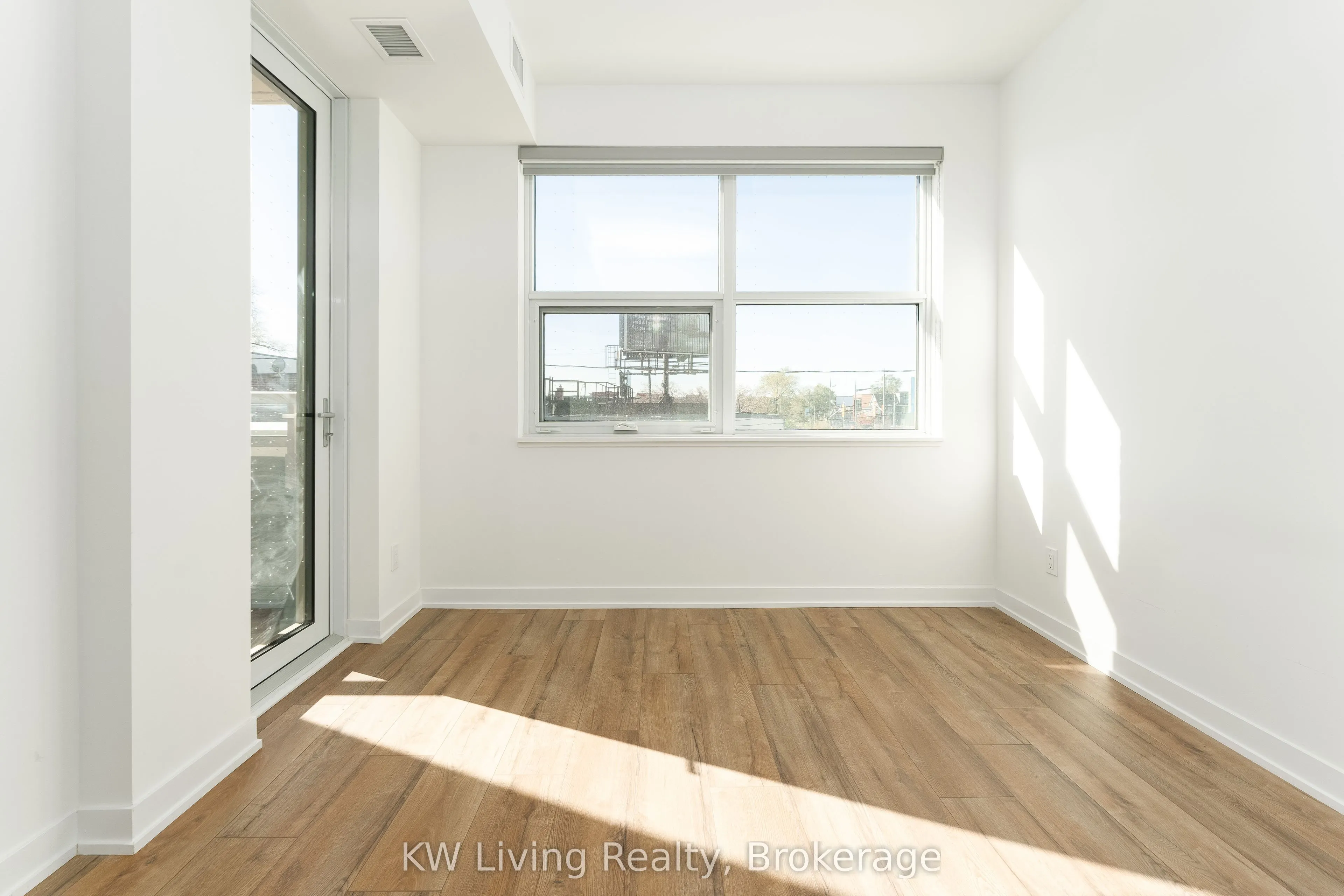 121 Ford Street, #109