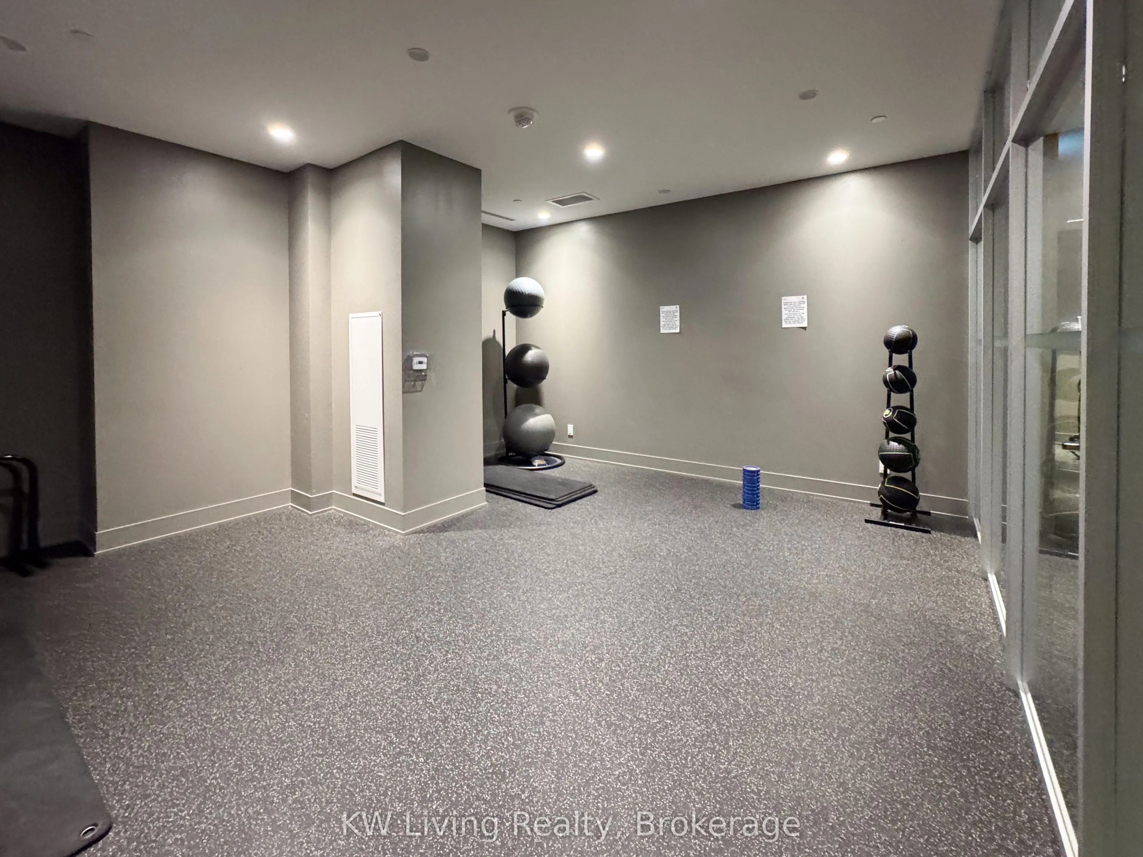 121 Ford Street, #109
