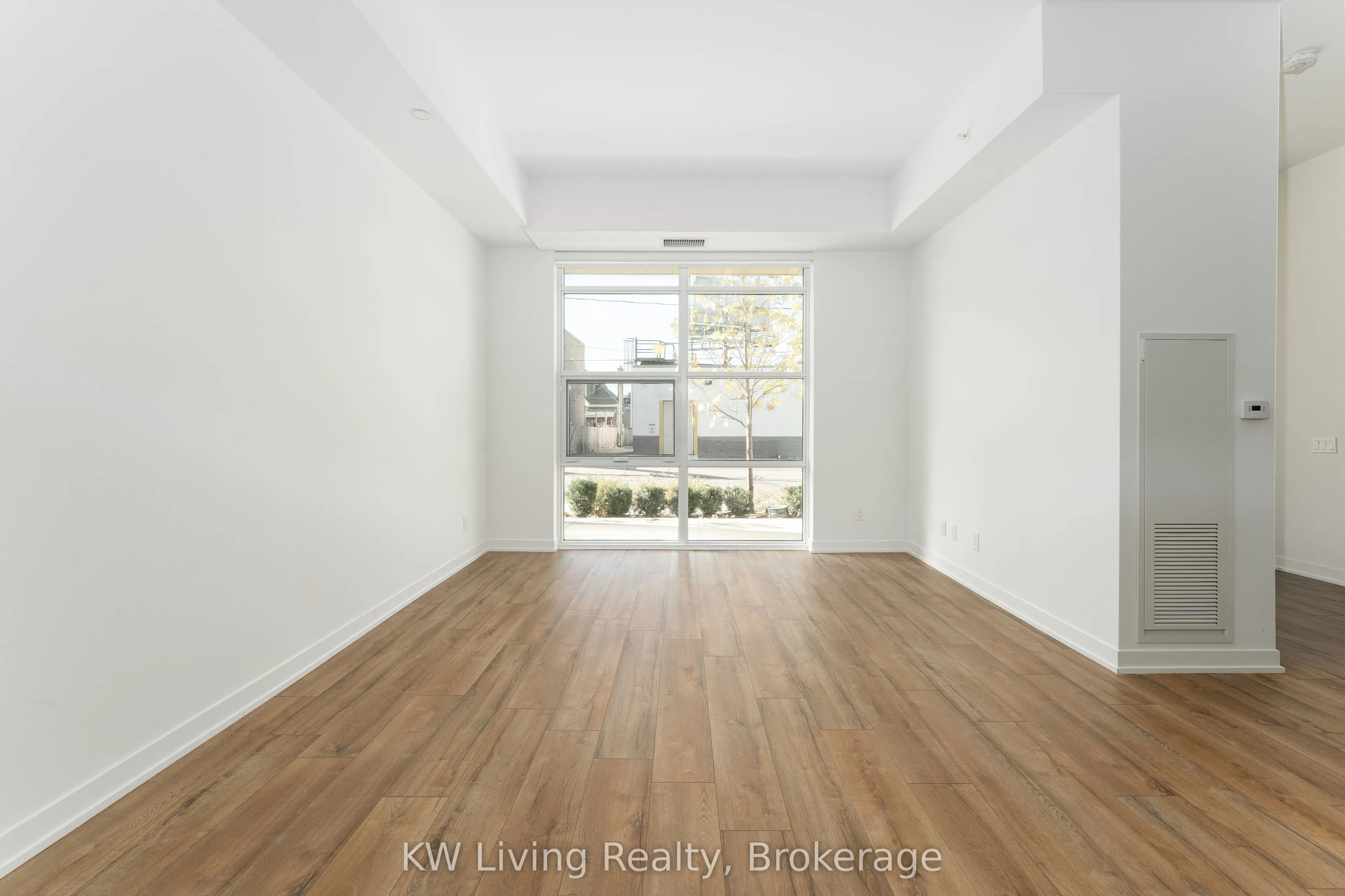 121 Ford Street, #109