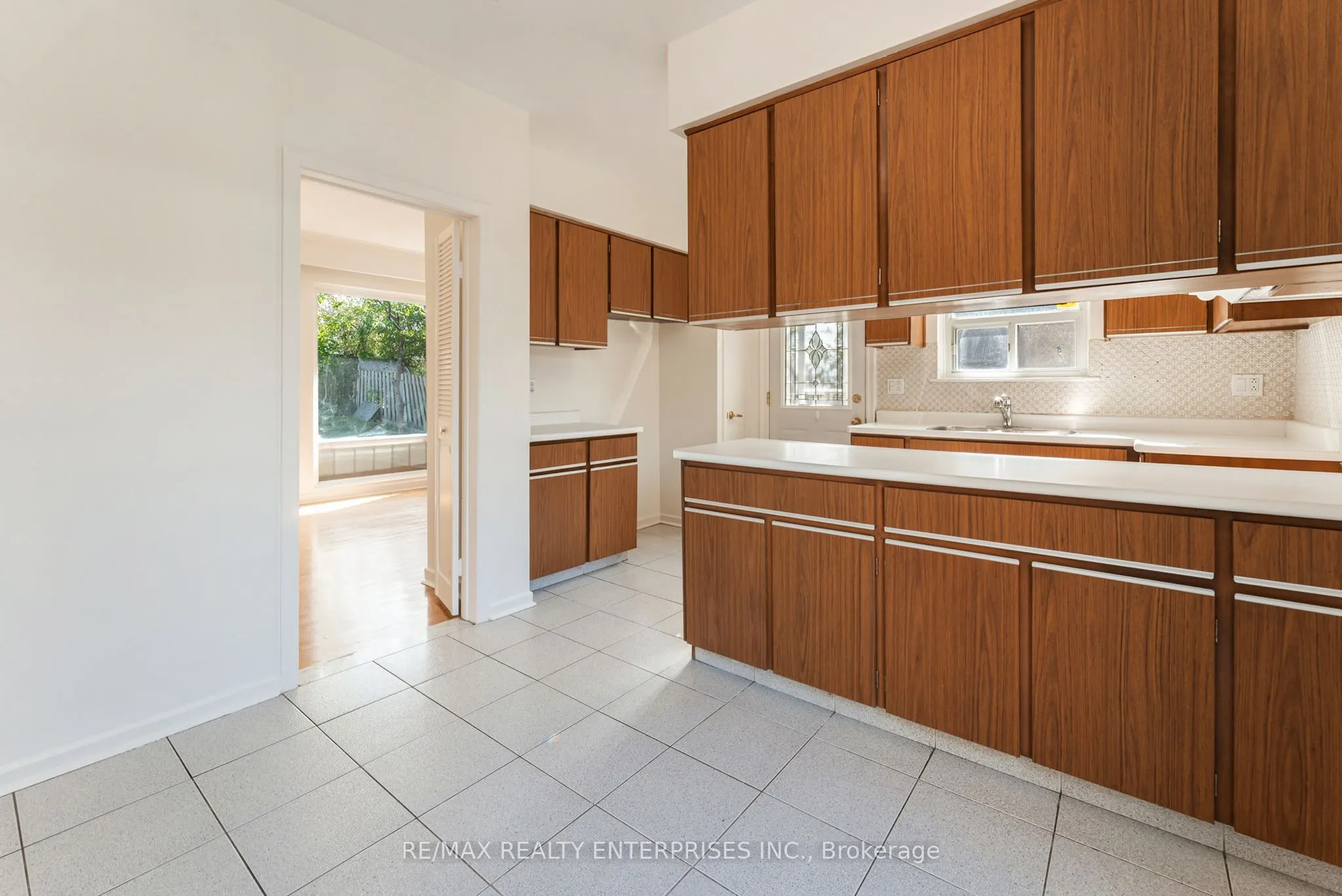 85 John Garland Boulevard
