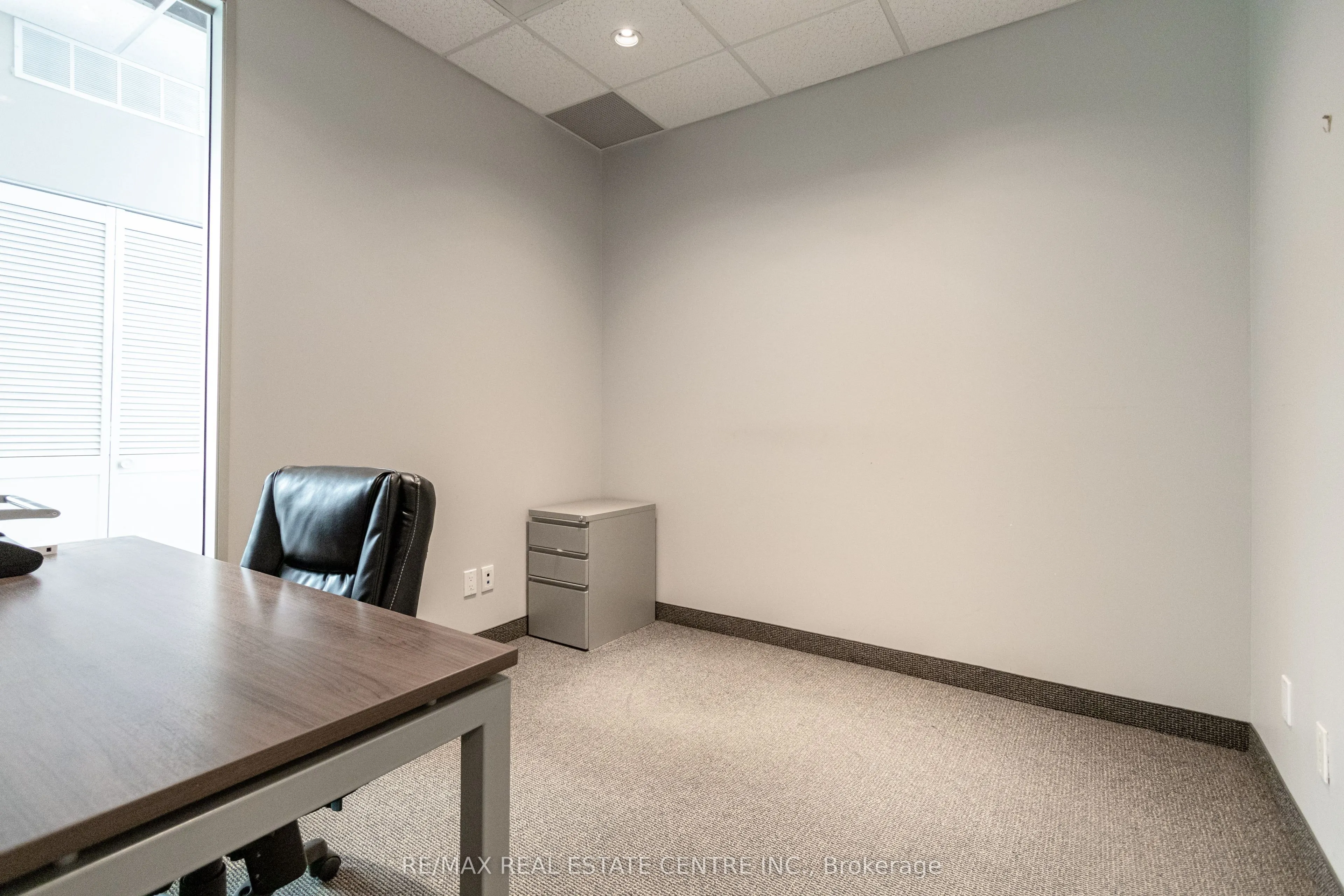259 Traders Boulevard E, #10