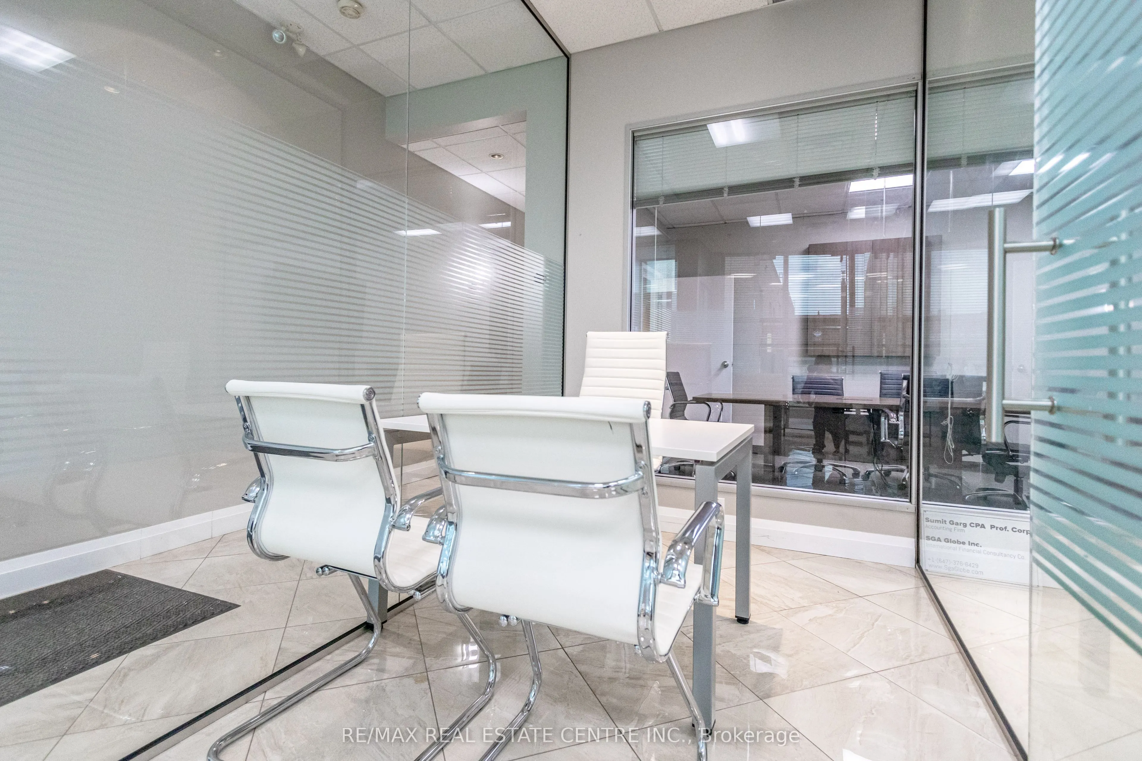 259 Traders Boulevard E, #10