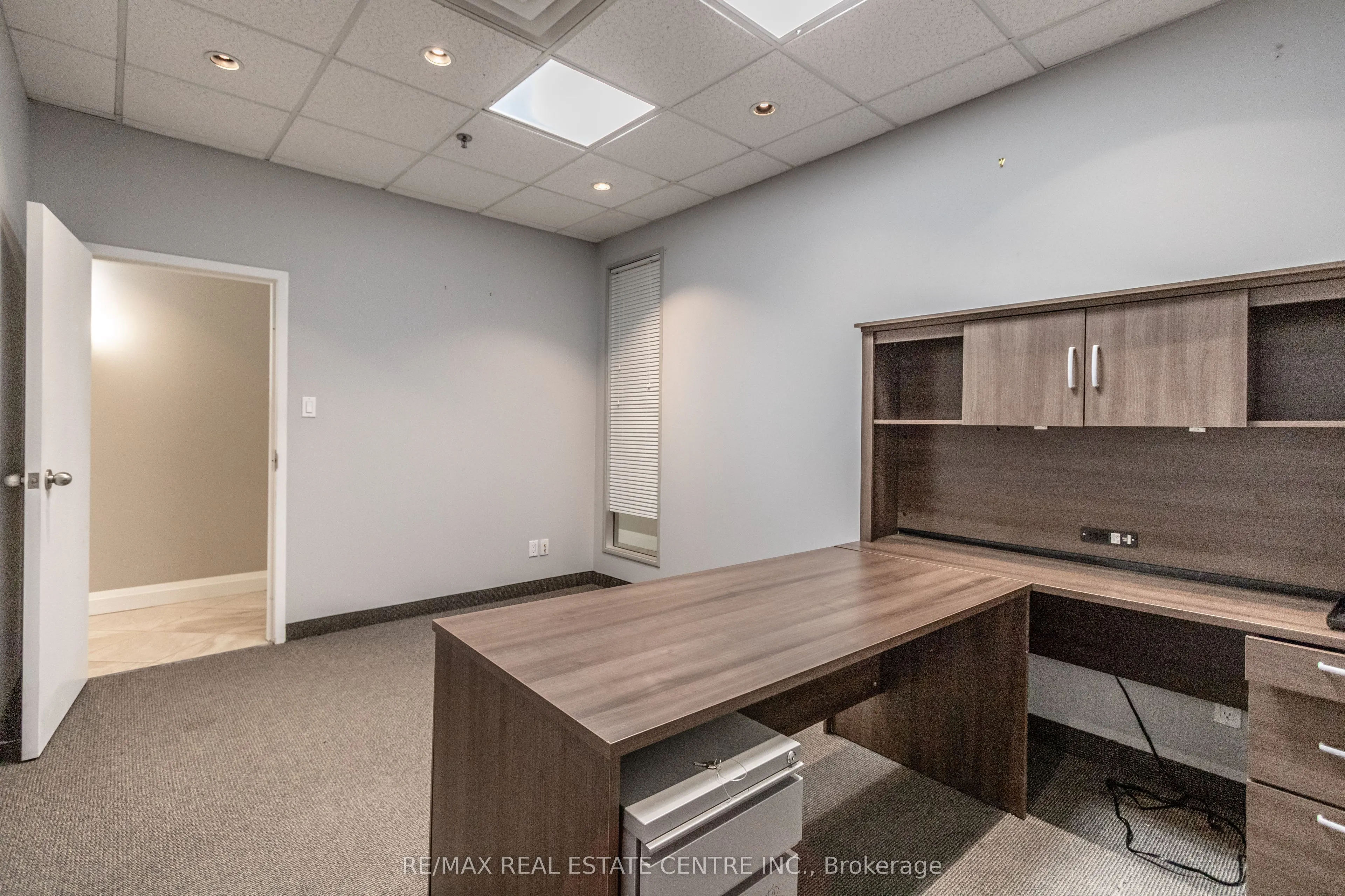 259 Traders Boulevard E, #10