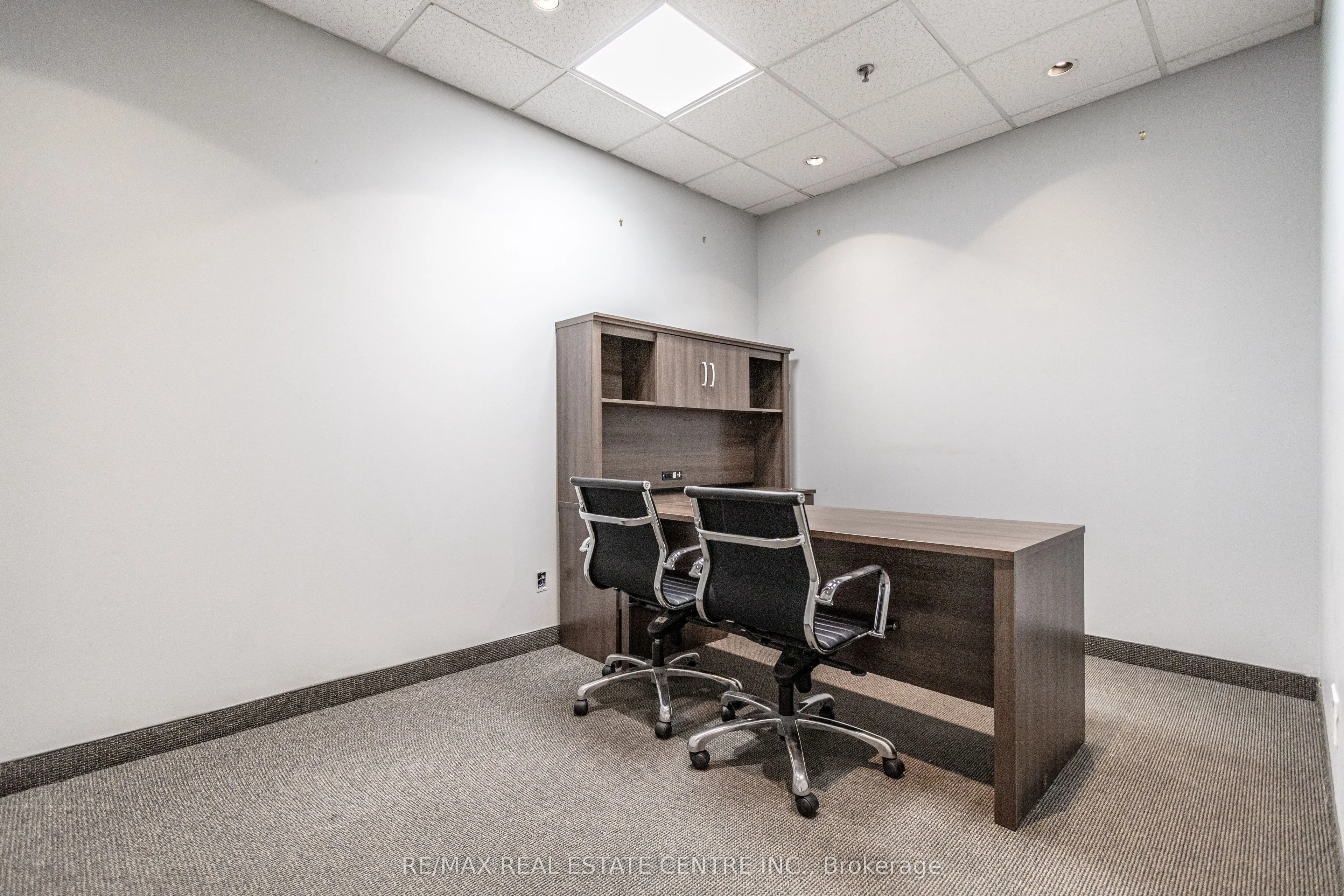 259 Traders Boulevard E, #10