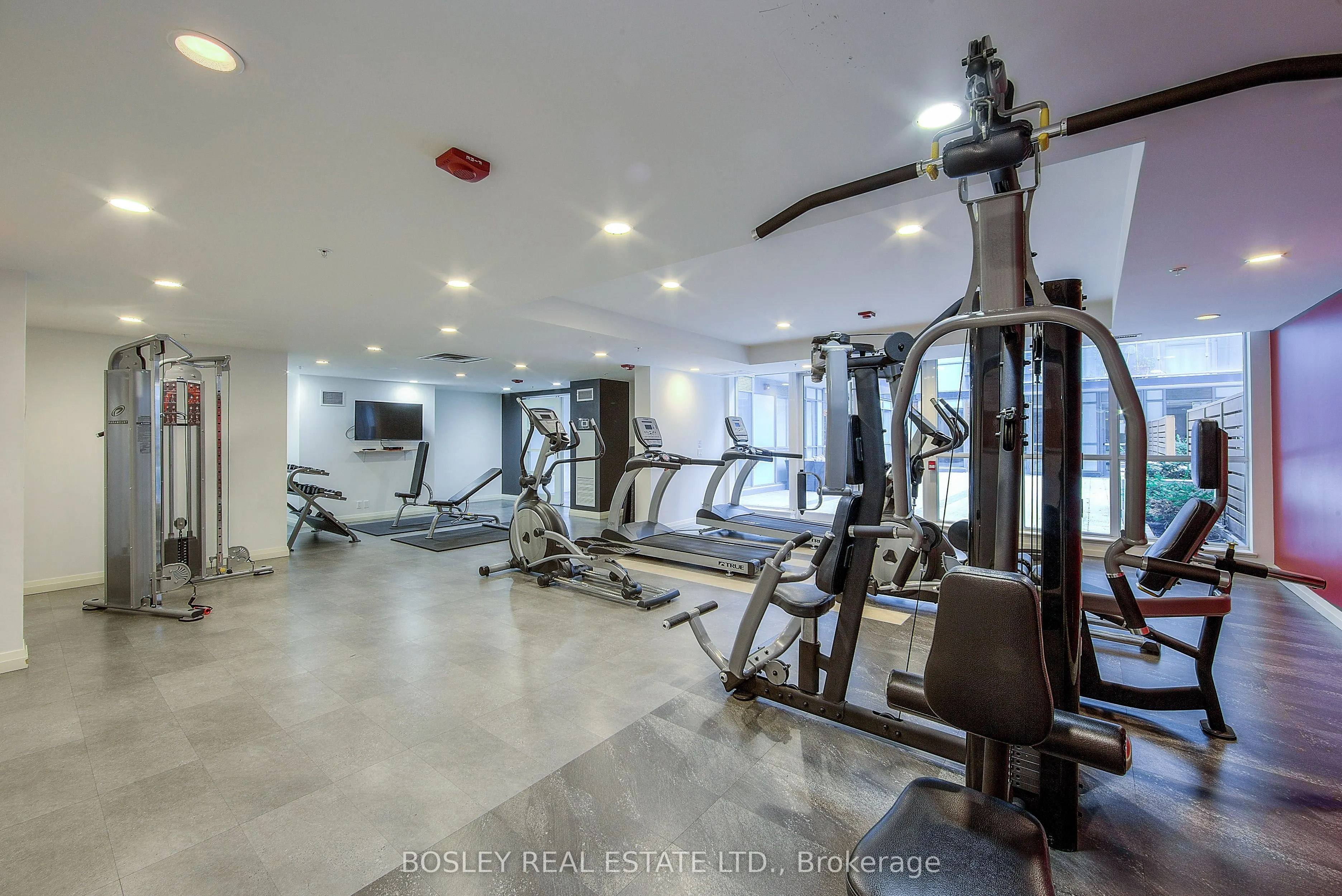 15 James Finlay Way, #630